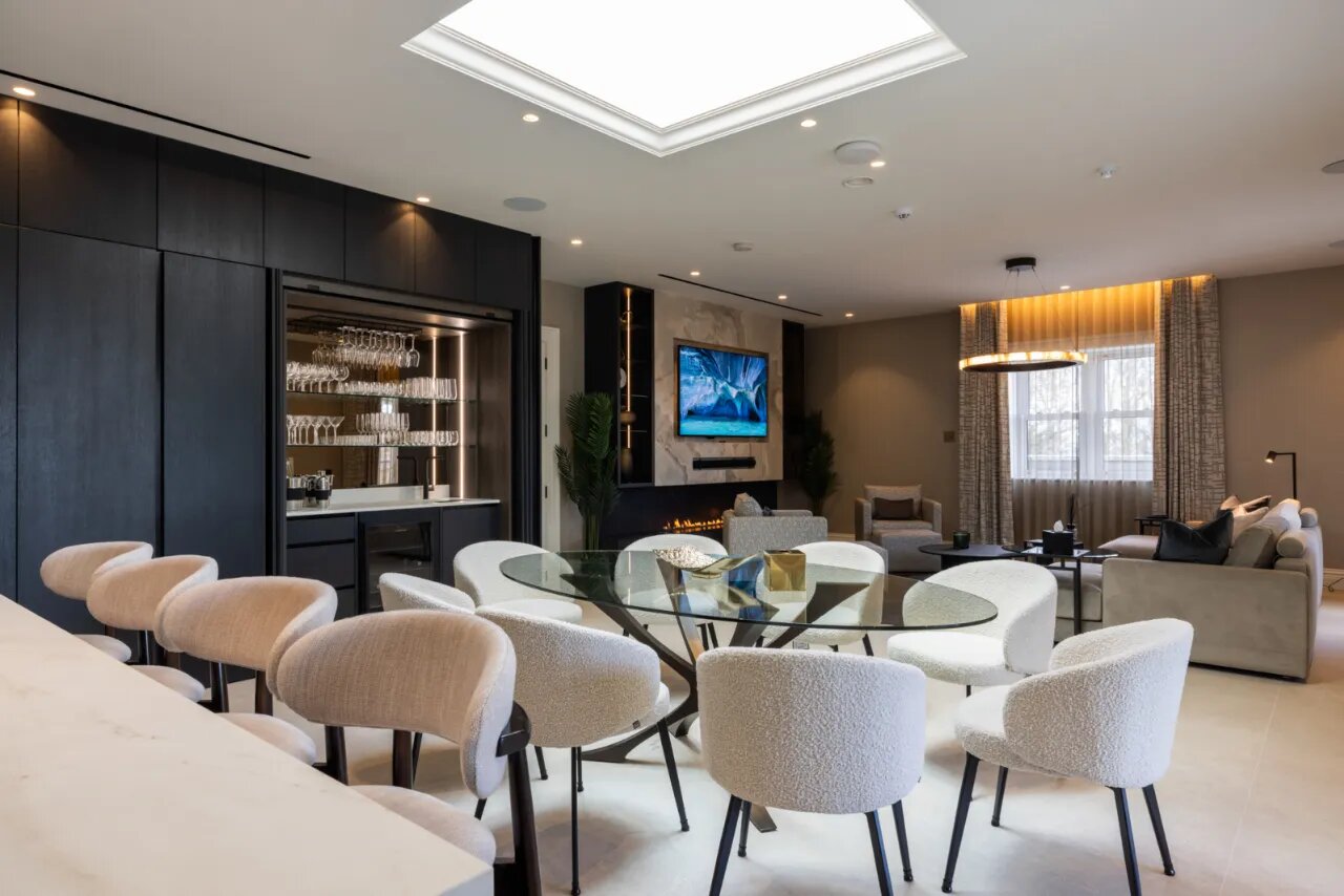 Penthouse Apt 18 The Mansion House, Ardavon Estate, Glen Road, Cultra, BT18