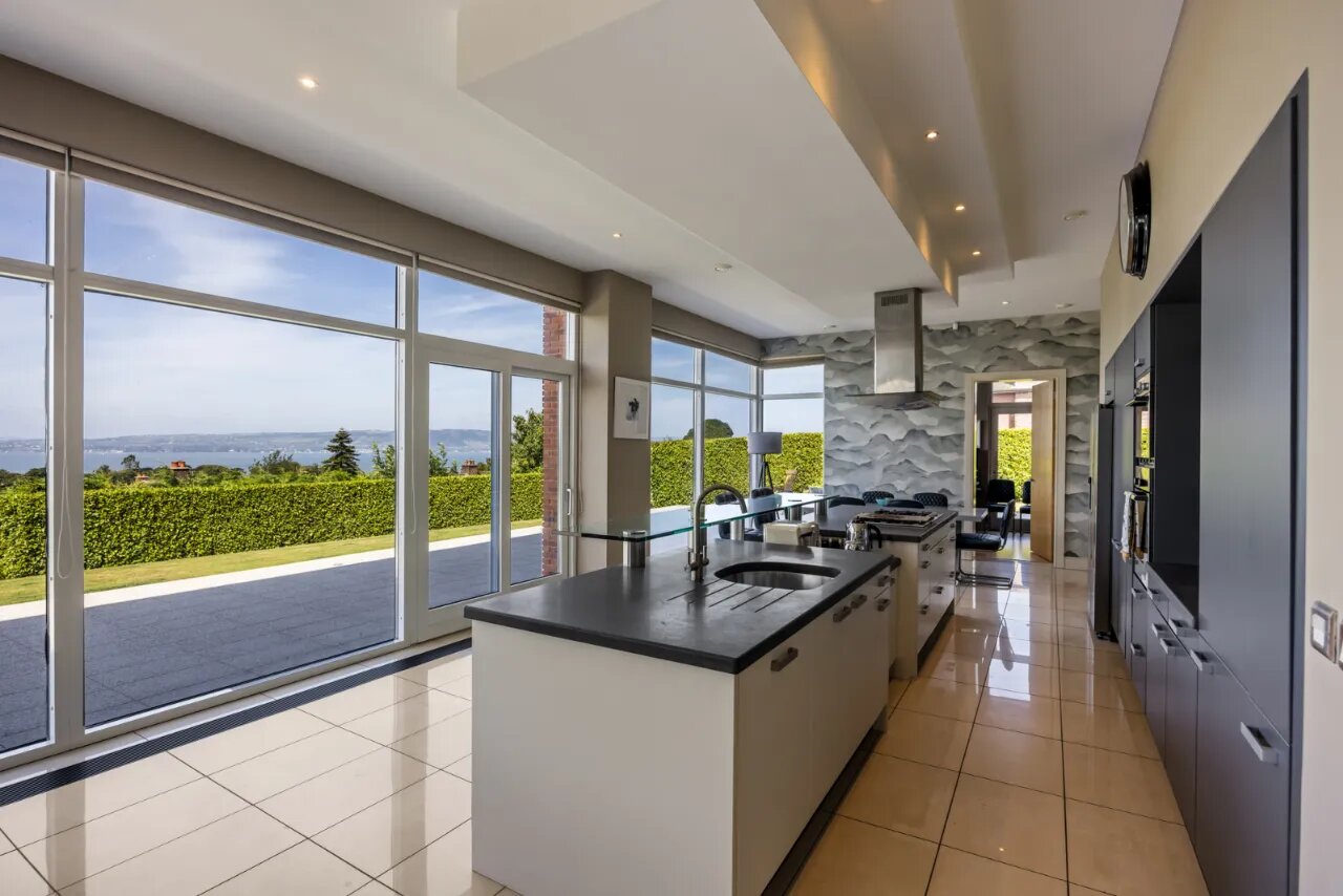 4 Ballymenoch Lane, Holywood, County Down, BT18 0EF