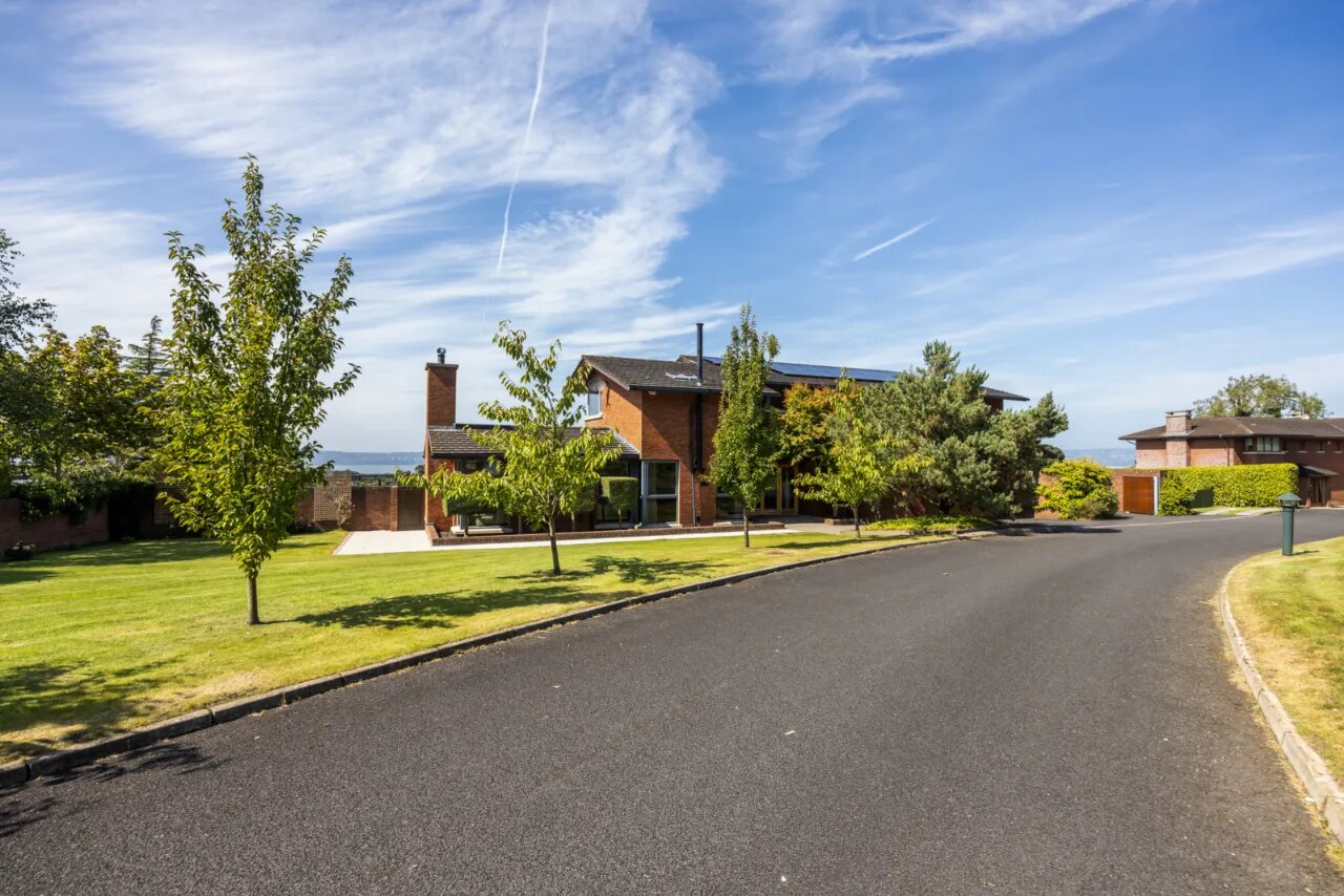 4 Ballymenoch Lane, Holywood, County Down, BT18 0EF