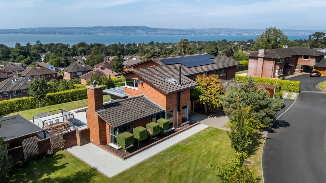 4 Ballymenoch Lane, Holywood, County Down, BT18 0EF