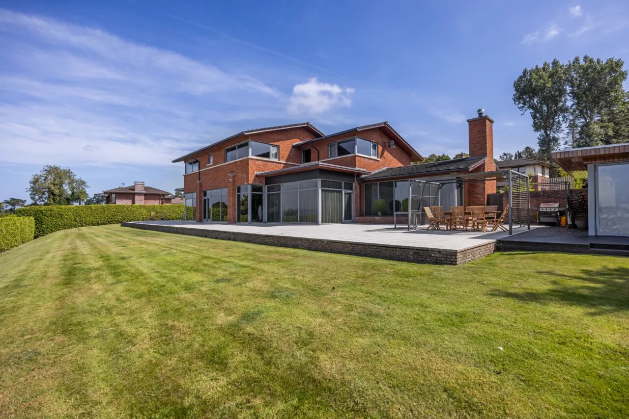4 Ballymenoch Lane, Holywood, County Down, BT18 0EF