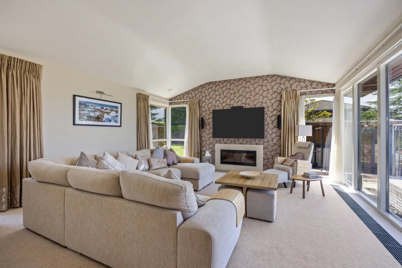 4 Ballymenoch Lane, Holywood, County Down, BT18 0EF