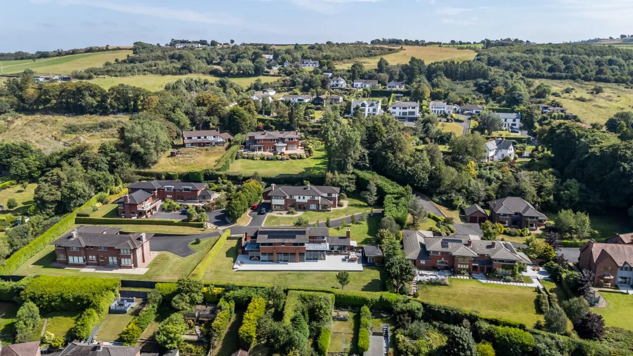 4 Ballymenoch Lane, Holywood, County Down, BT18 0EF