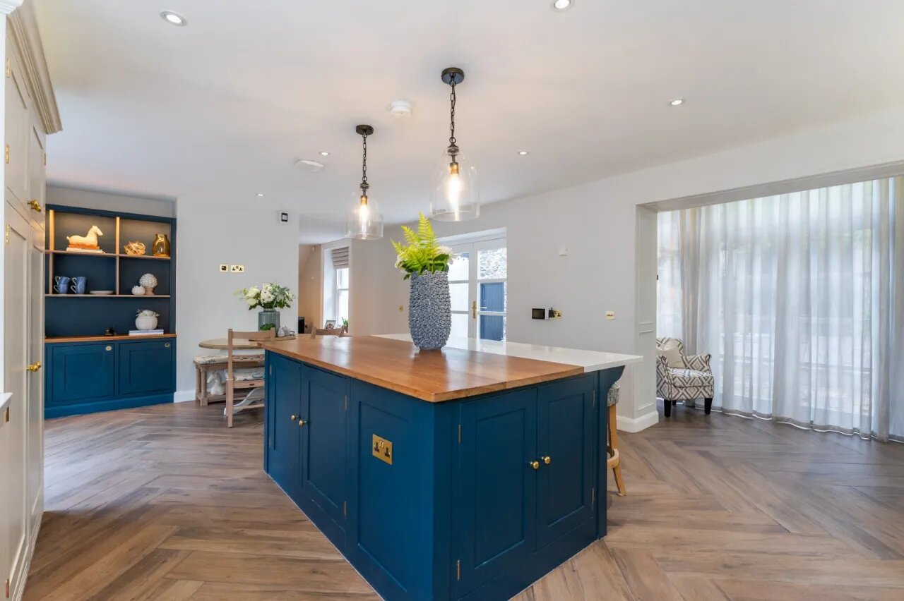 Greenmount, 205 Bangor Road, Holywood, County Down, BT18 0JG