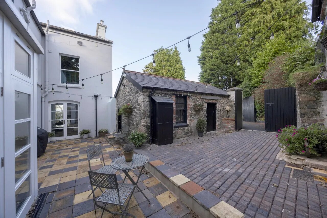 Greenmount, 205 Bangor Road, Holywood, County Down, BT18 0JG
