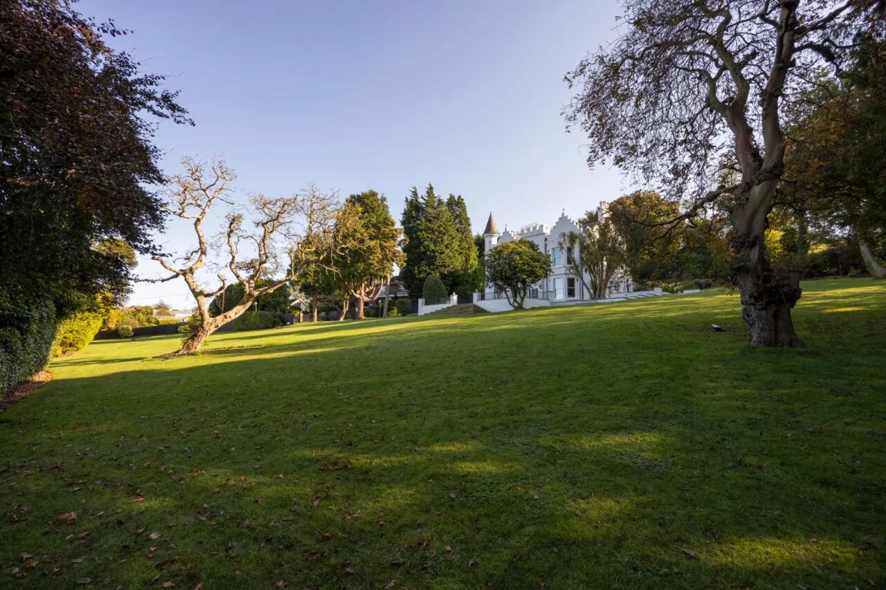 Greenmount, 205 Bangor Road, Holywood, County Down, BT18 0JG