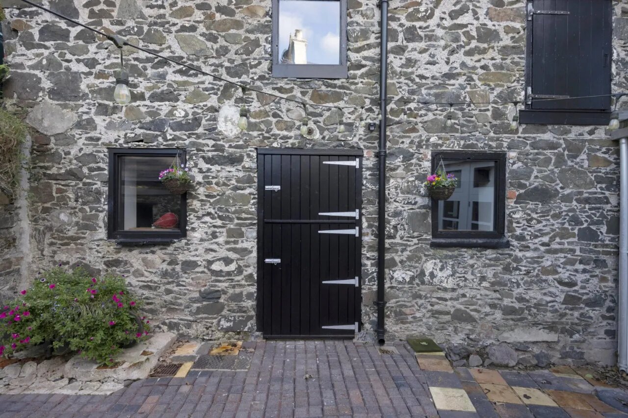 Greenmount, 205 Bangor Road, Holywood, County Down, BT18 0JG