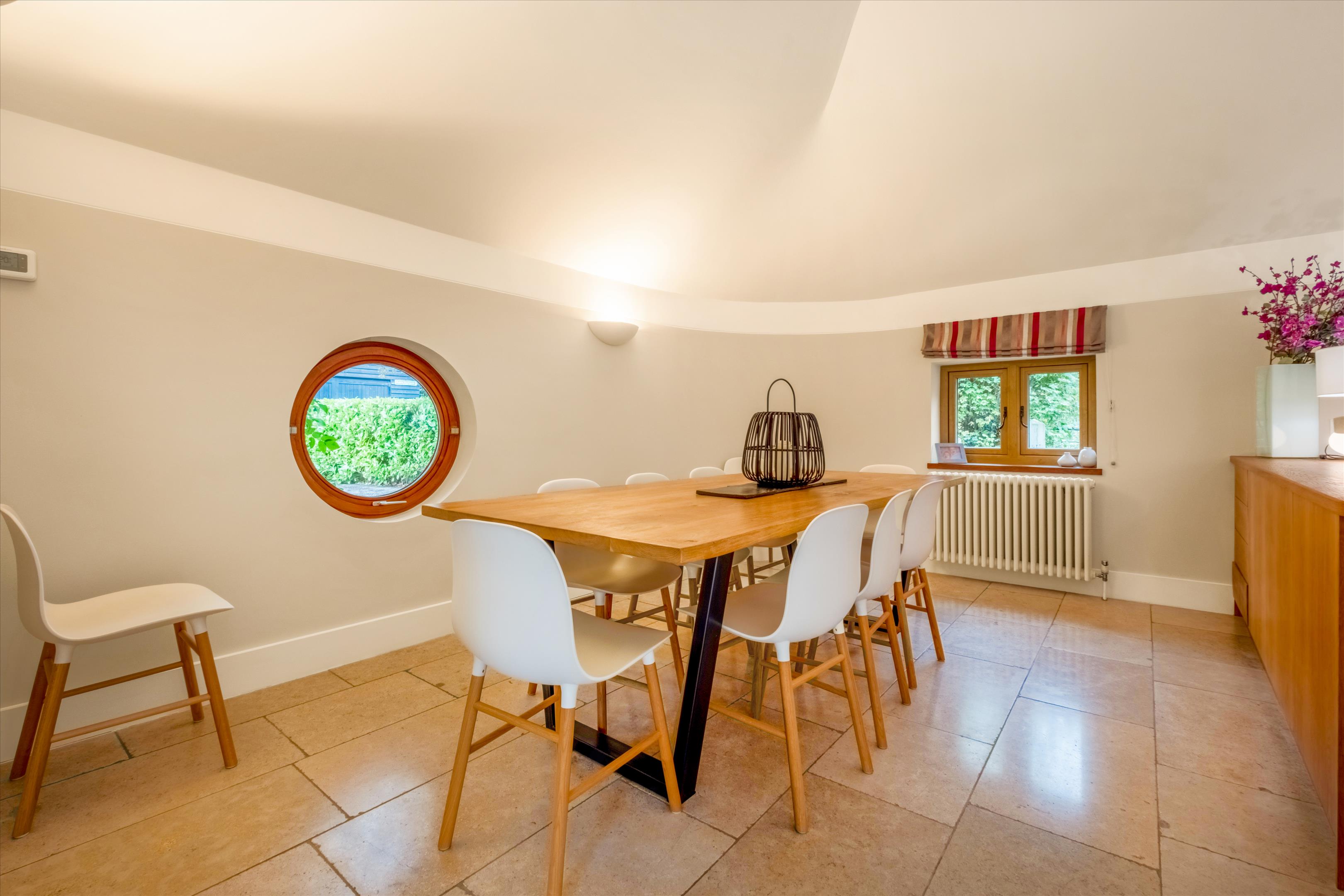 Elliotts Lane, Brasted, Westerham, Kent, TN16