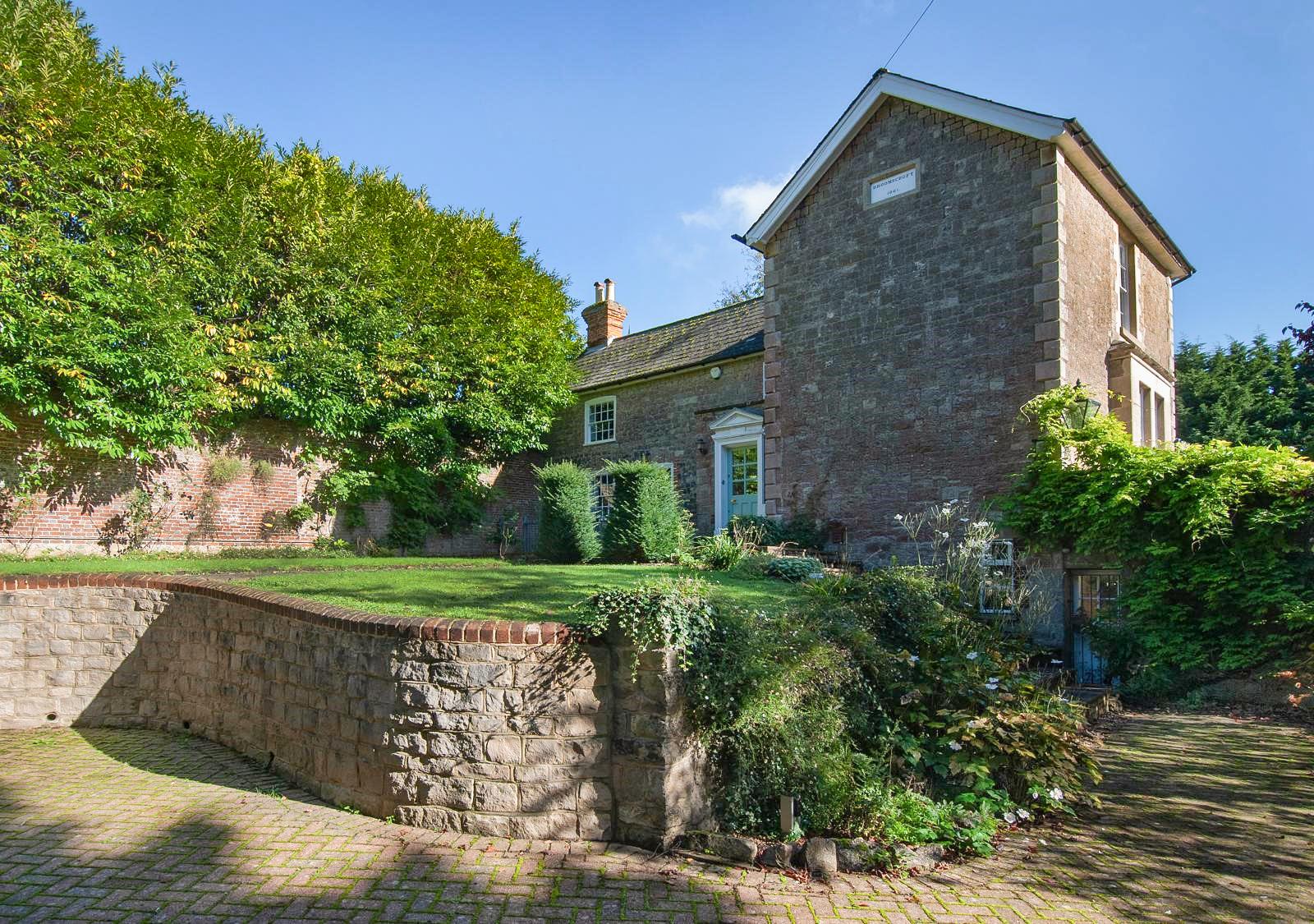Canon Lane, Wateringbury, Maidstone, Kent, ME18