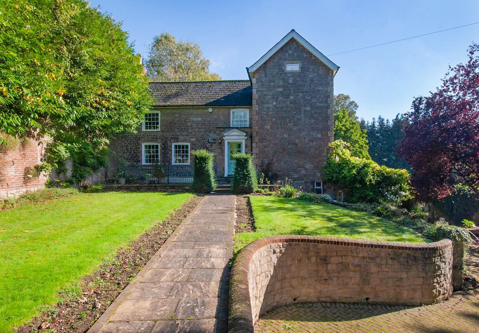 Canon Lane, Wateringbury, Maidstone, Kent, ME18
