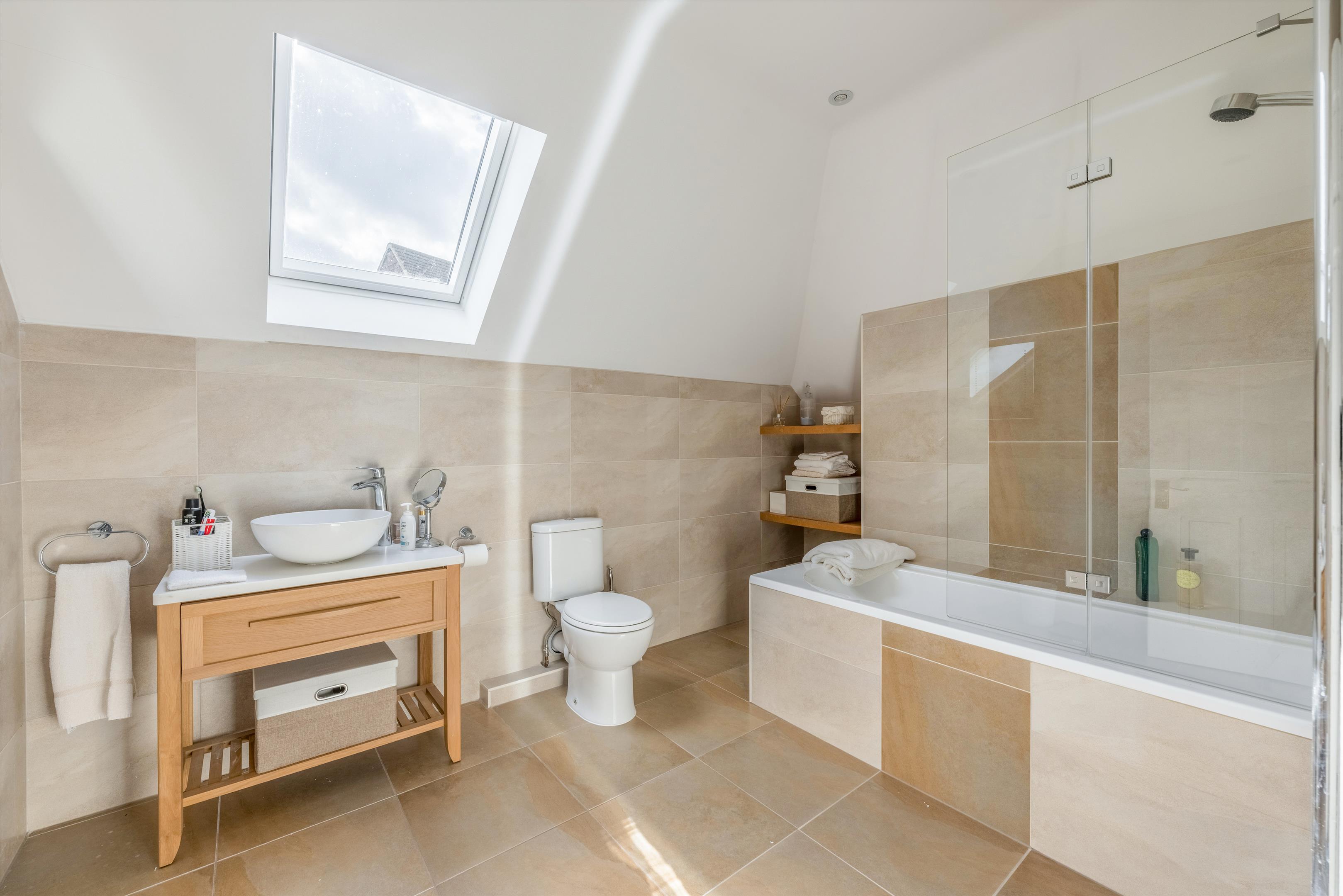 Church Hill, Plaxtol, Sevenoaks, Kent, TN15