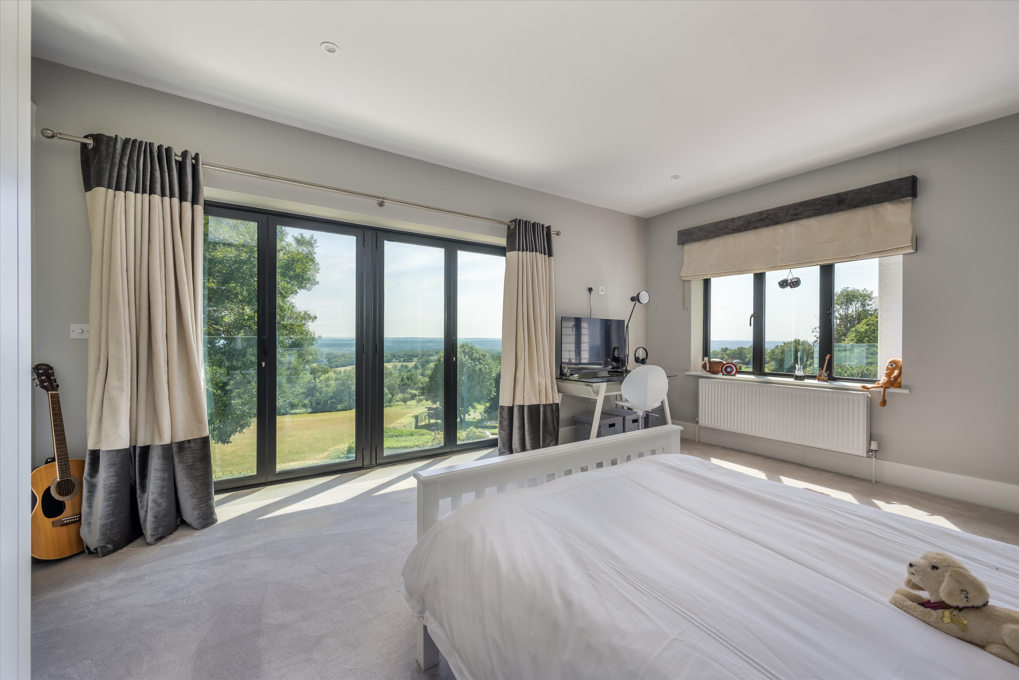 Wickhurst Road, Weald, Sevenoaks, Kent TN14