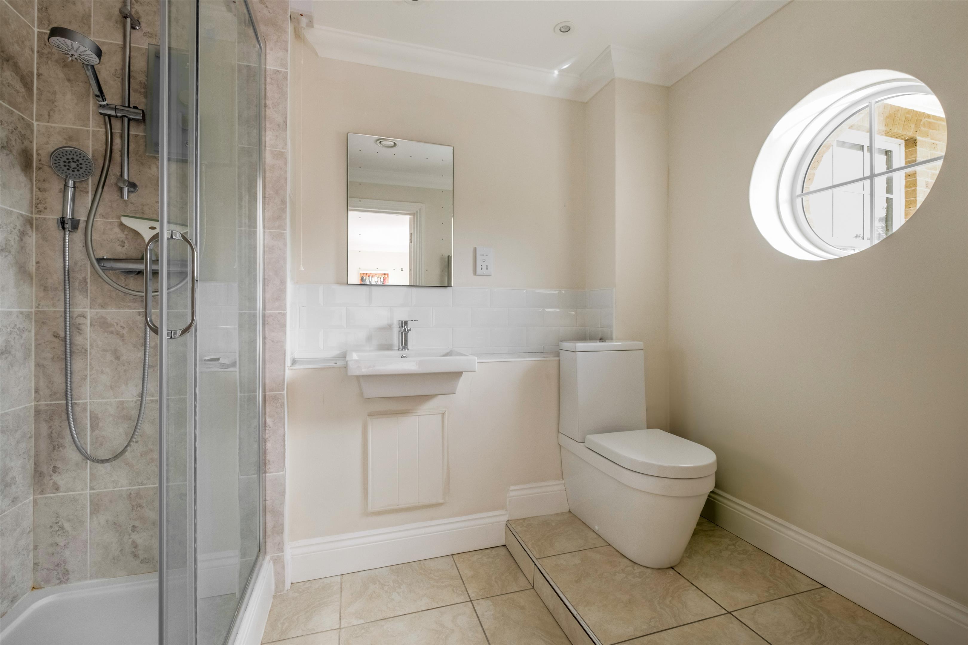 Valley Road, Fawkham, Longfield, Kent DA3