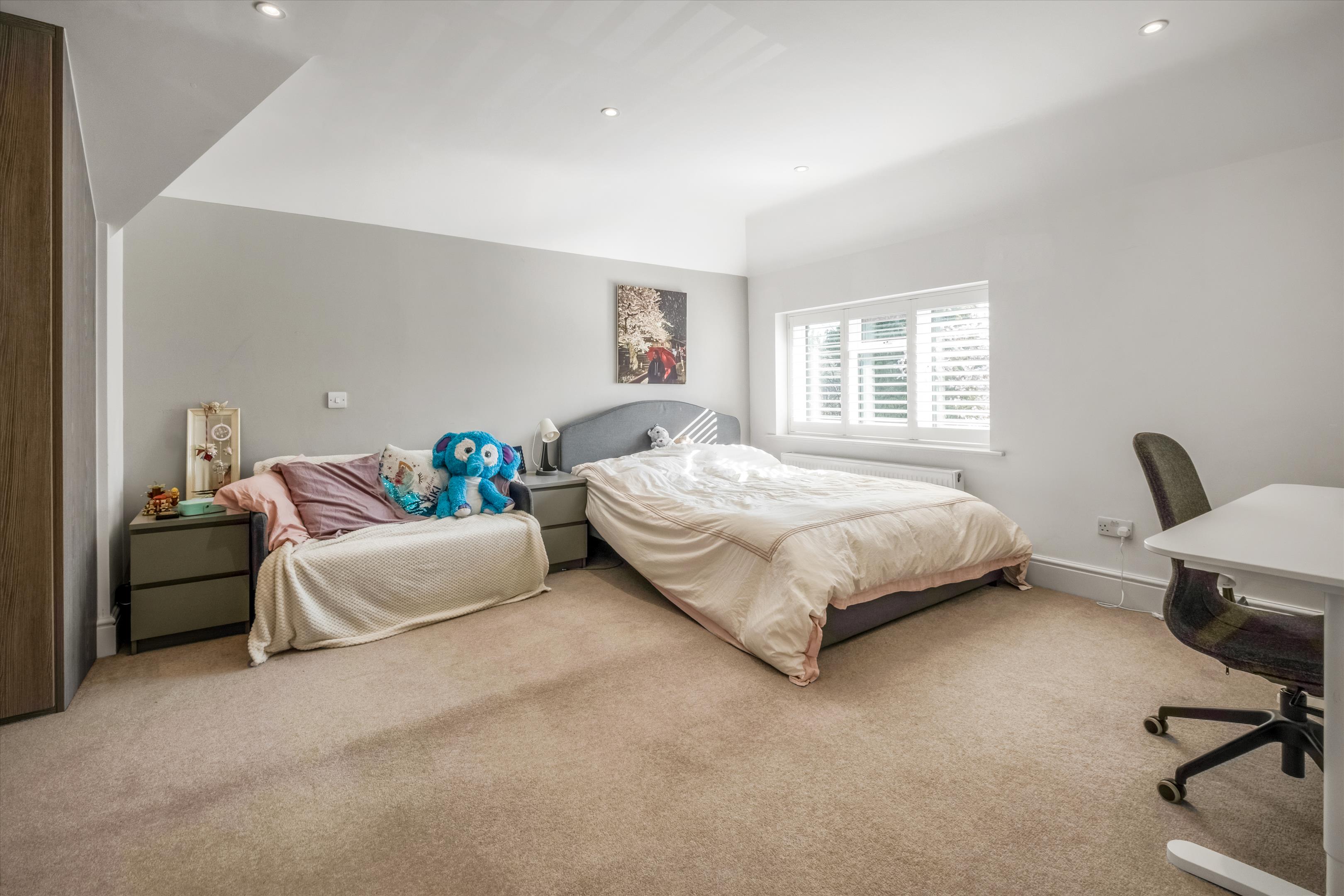 Plymouth Drive, Sevenoaks, Kent TN13