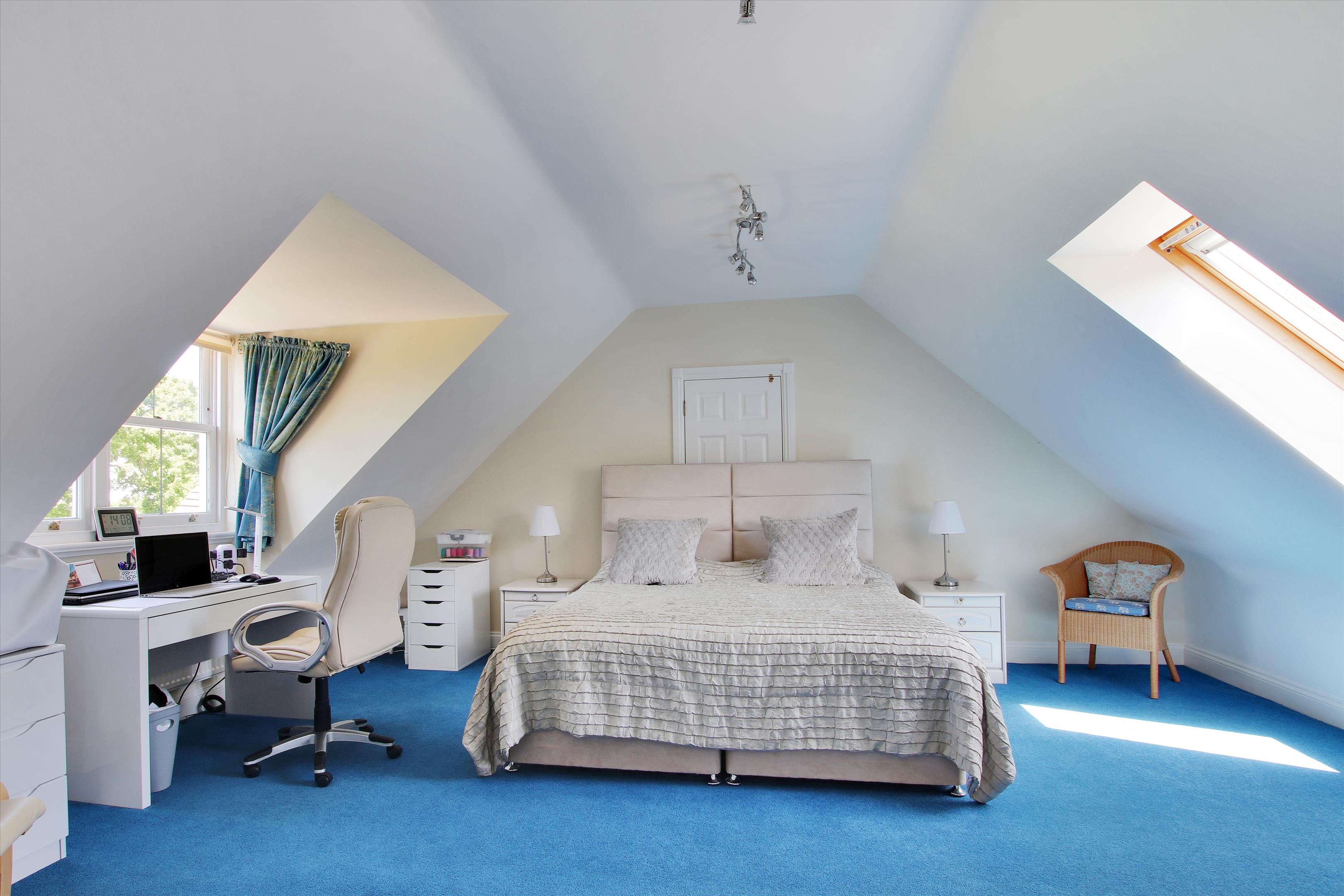 Manor Road, West Kingsdown, Sevenoaks, Kent TN15