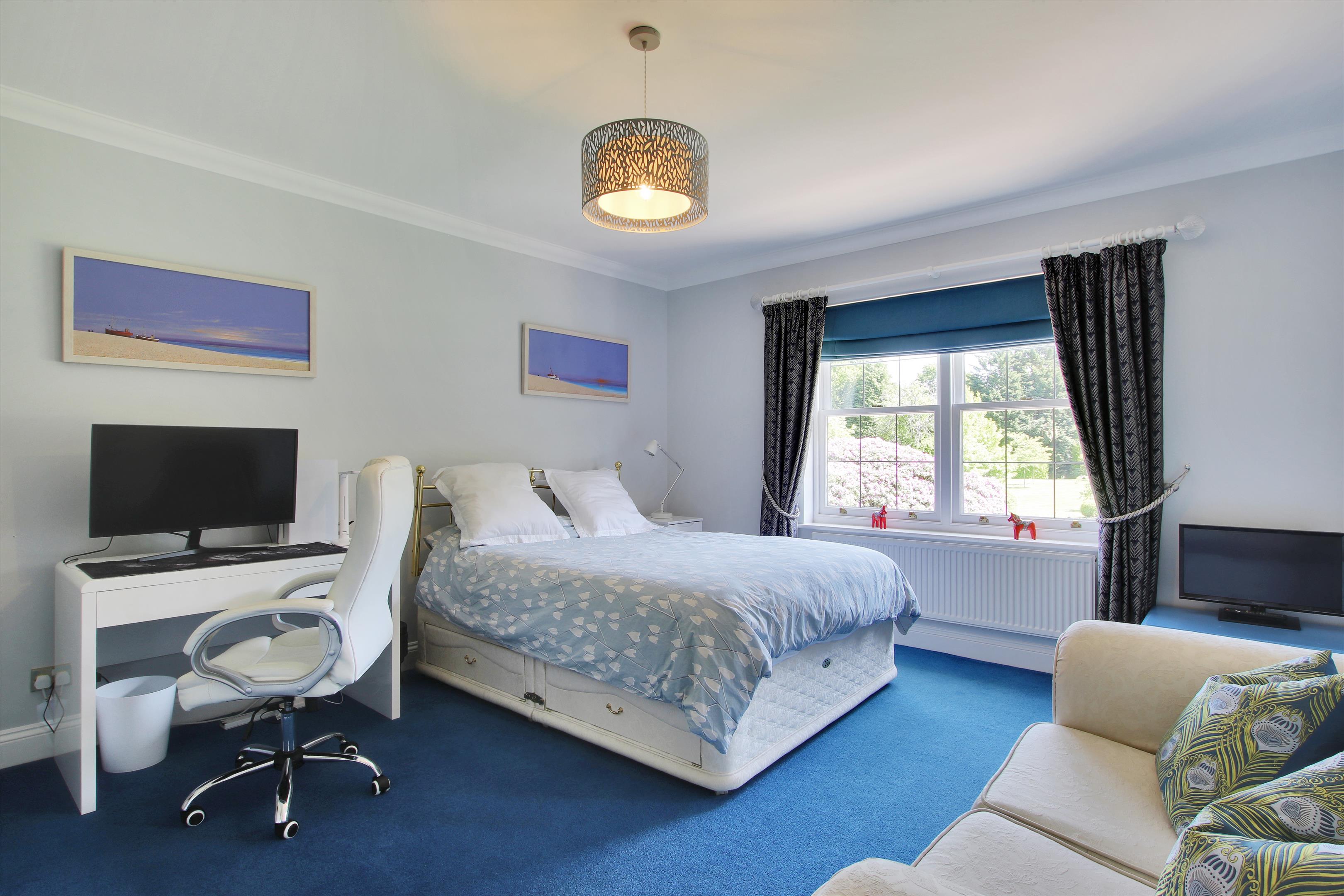 Manor Road, West Kingsdown, Sevenoaks, Kent TN15