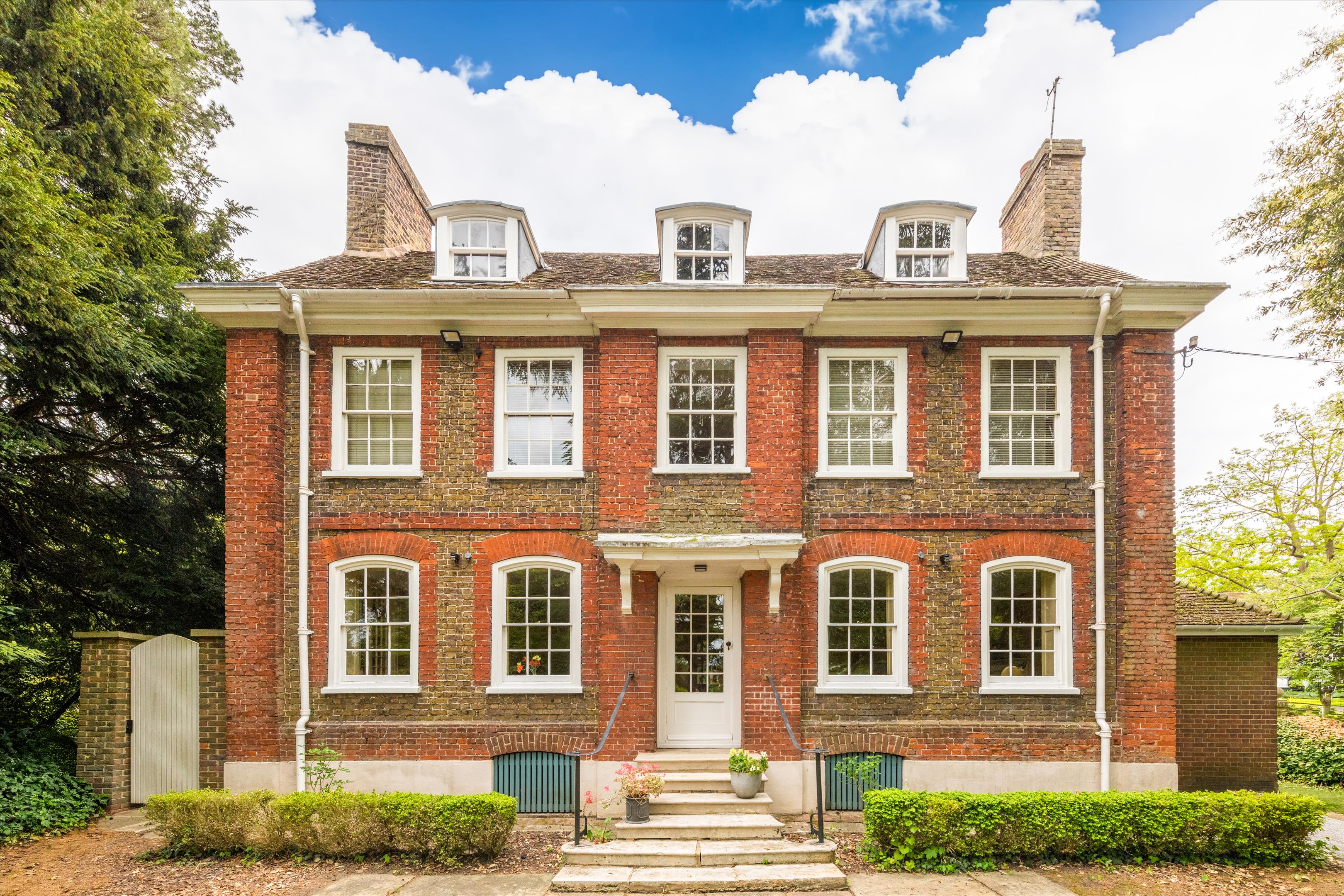 Holmesdale Road, South Darenth, Dartford, Kent DA4