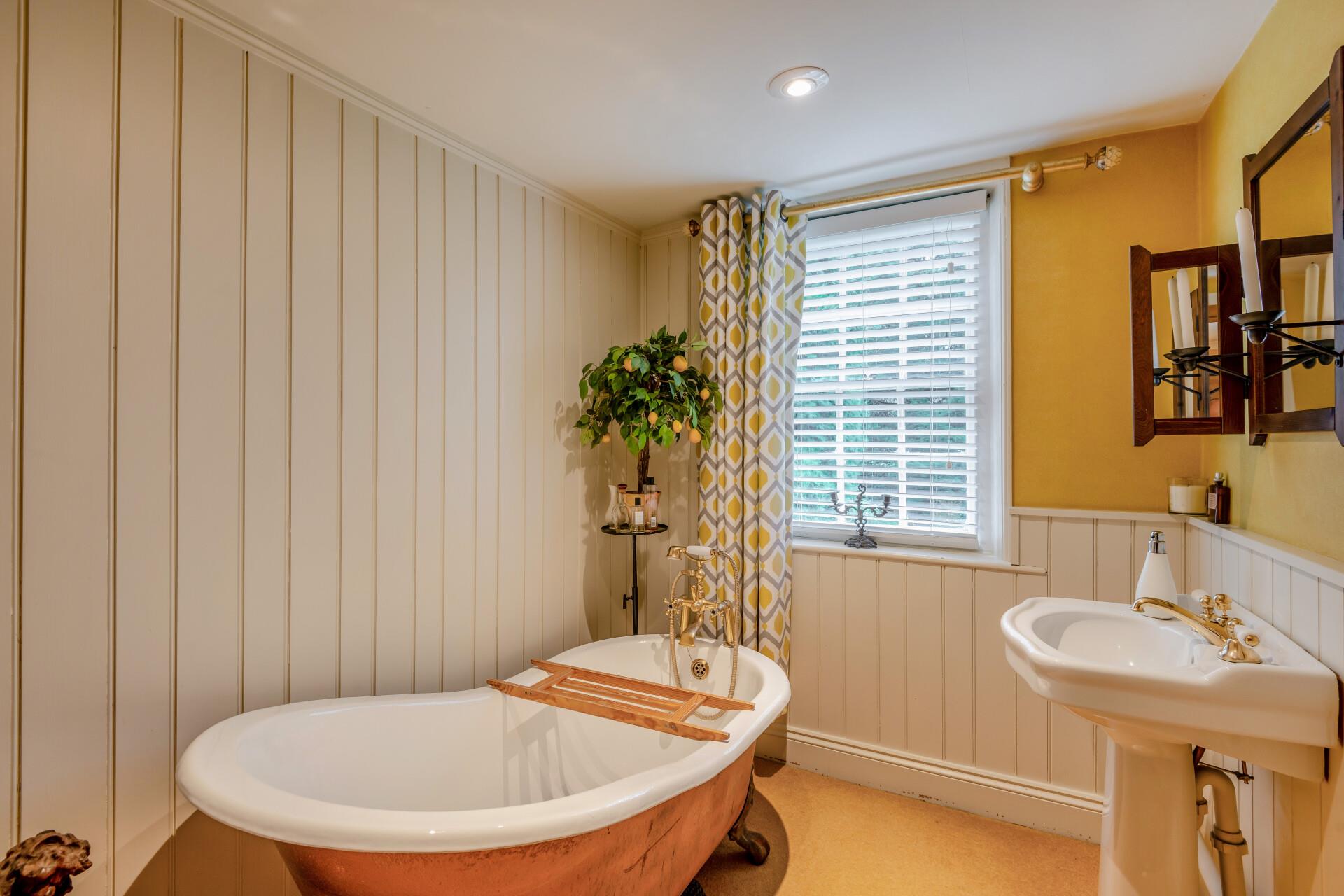 Holmesdale Road, South Darenth, Dartford, Kent DA4
