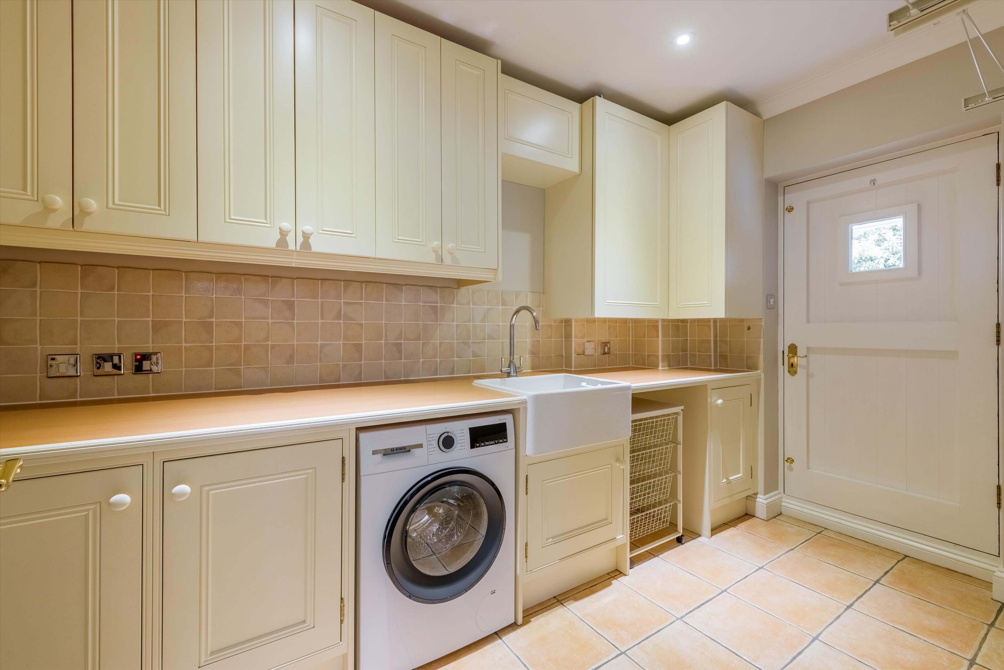 Manor Road, West Kingsdown, Sevenoaks, Kent TN15
