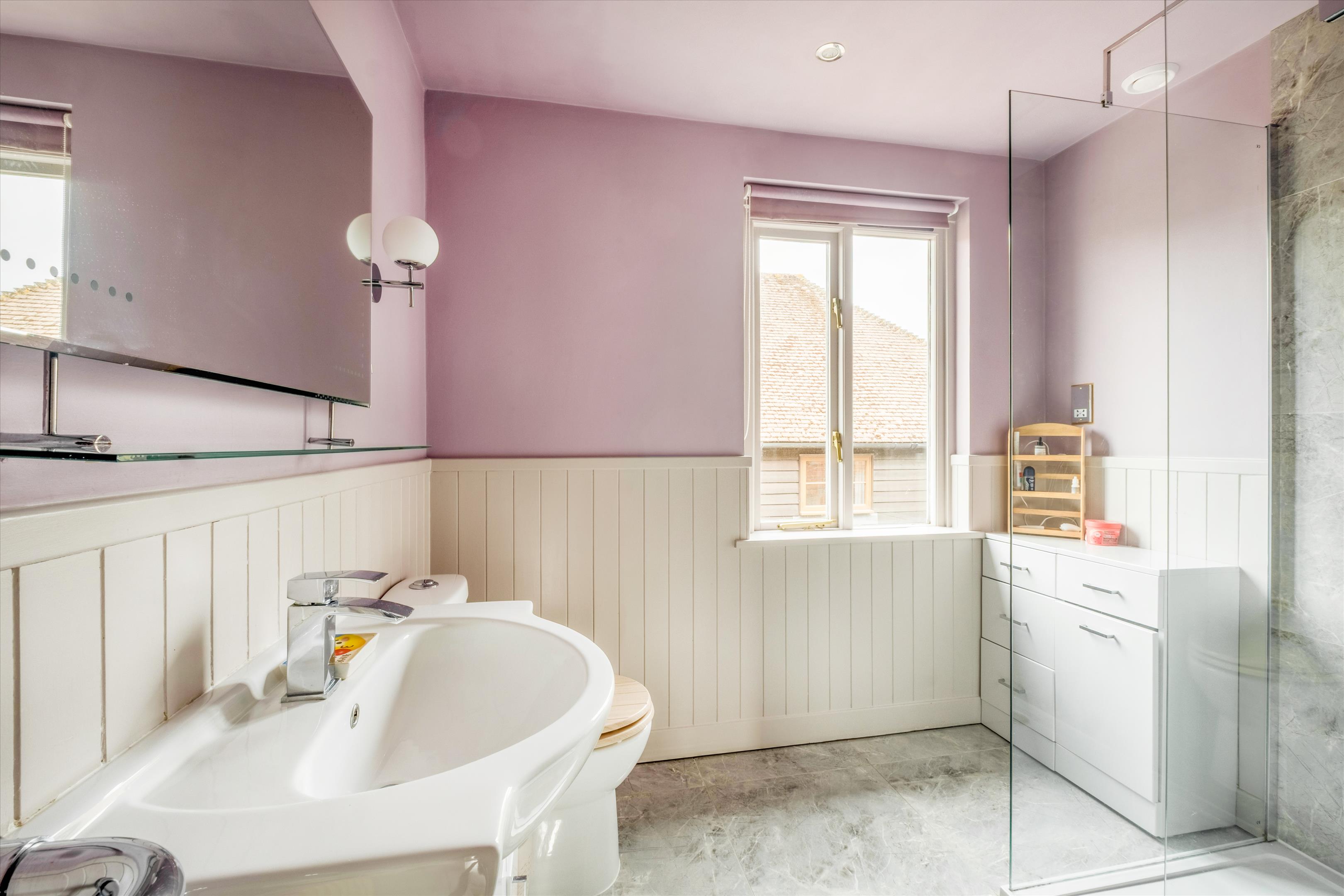 Underriver House Road, Underriver, Sevenoaks, Kent TN15