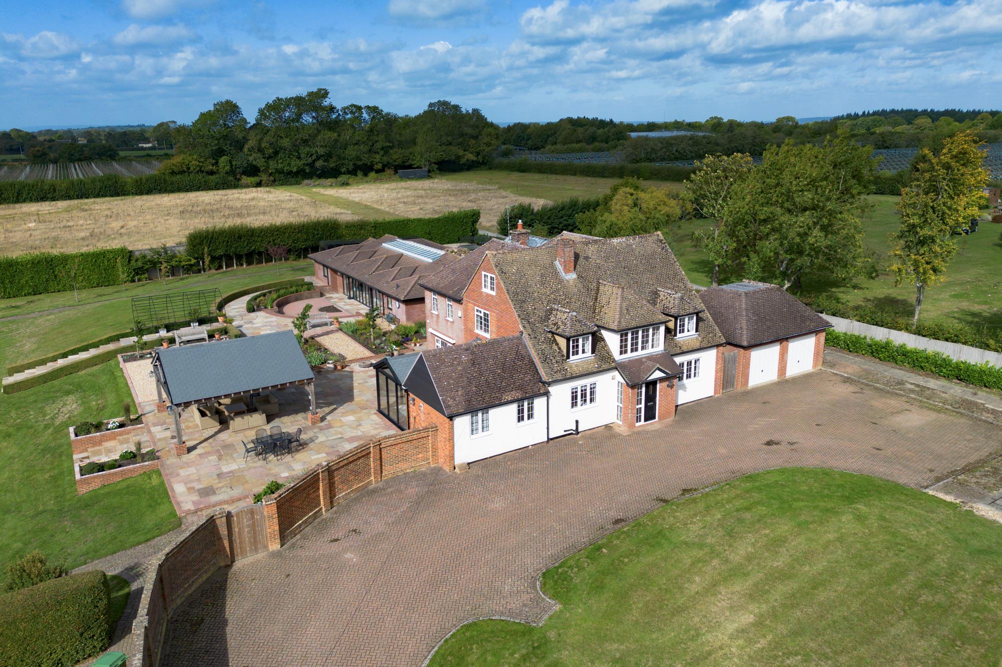 Pleasure House Lane, Sutton Valence, Maidstone, Kent, ME17