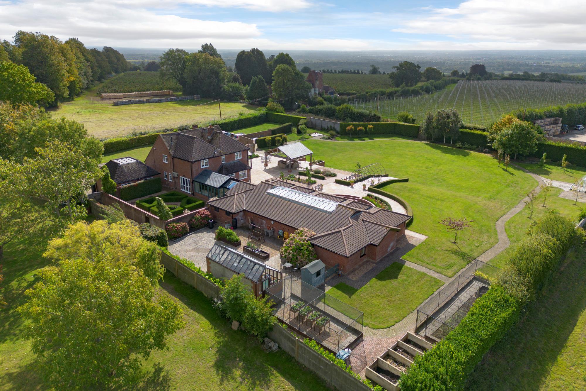 Pleasure House Lane, Sutton Valence, Maidstone, Kent, ME17