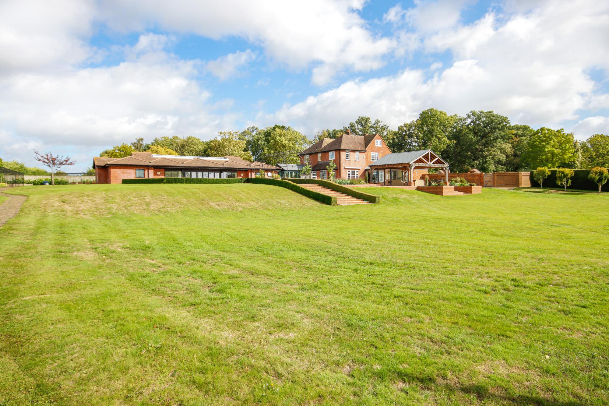 Pleasure House Lane, Sutton Valence, Maidstone, Kent, ME17