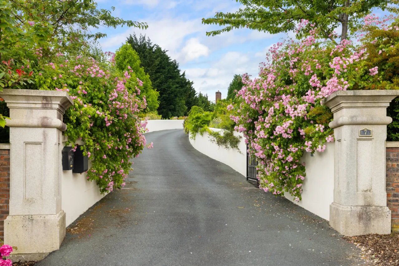 Rathmichael, Dublin