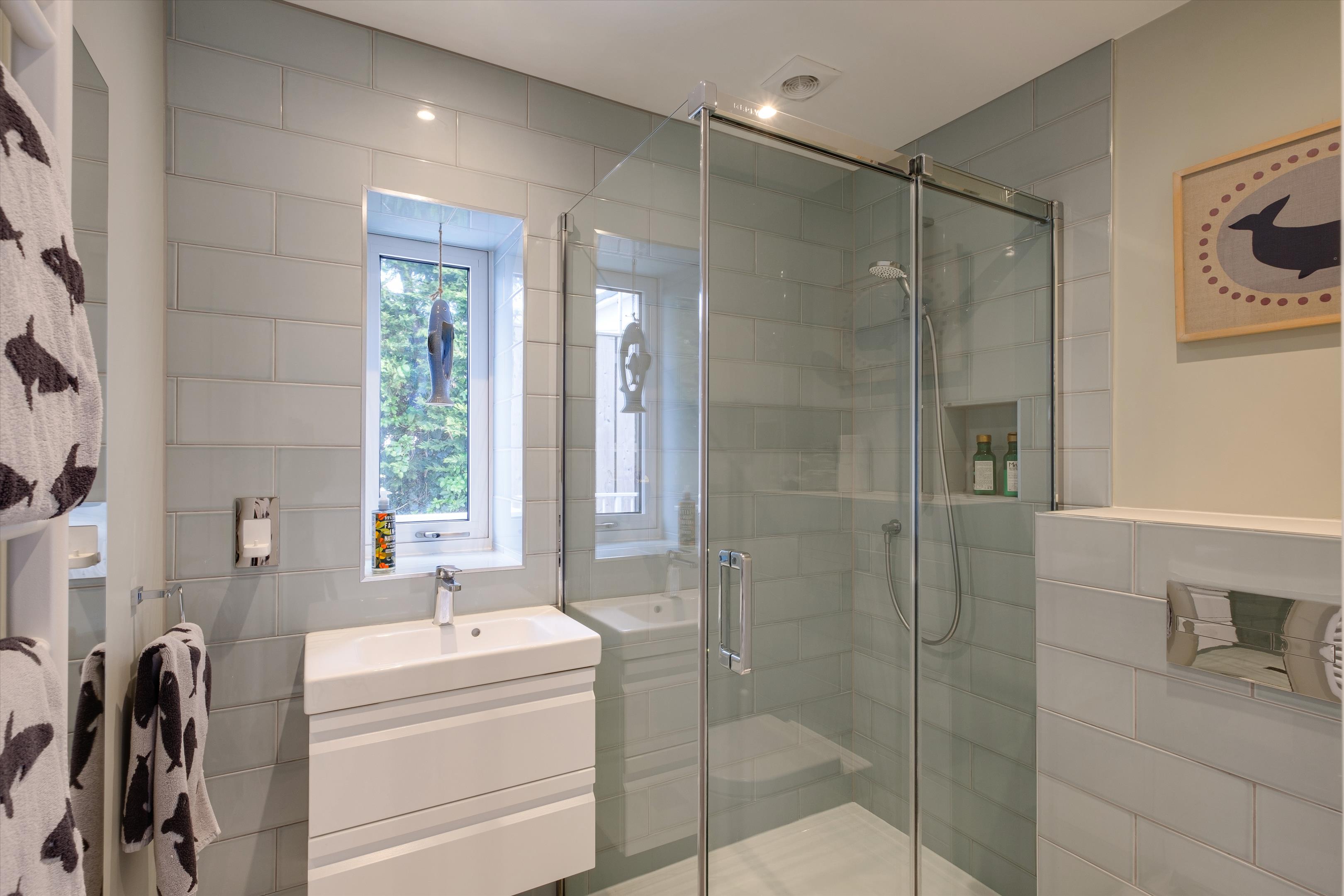 Downside Close, Charmouth, Bridport DT6