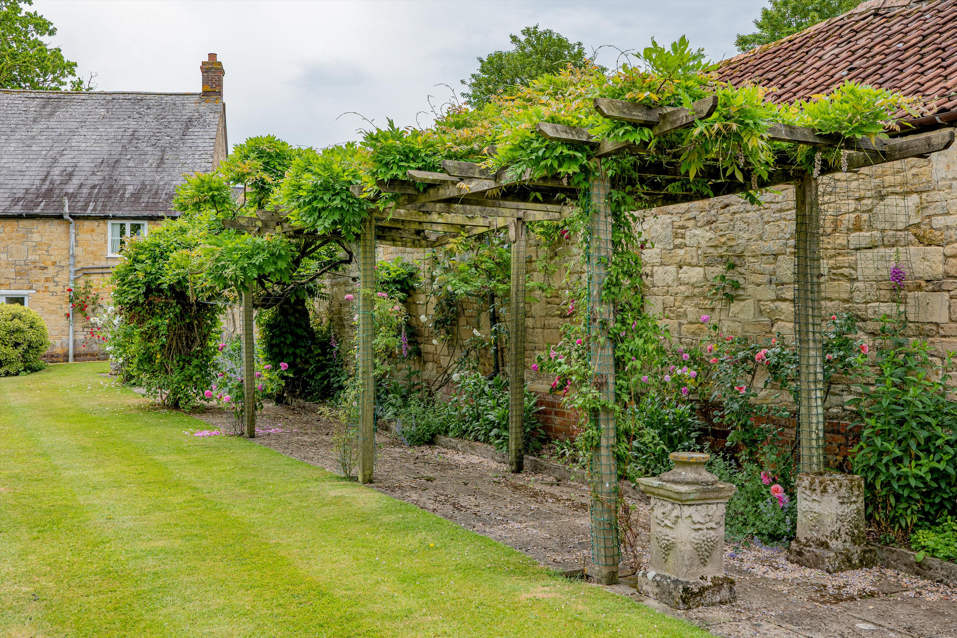 Nash Lane, Marnhull, Sturminster Newton, Dorset DT10