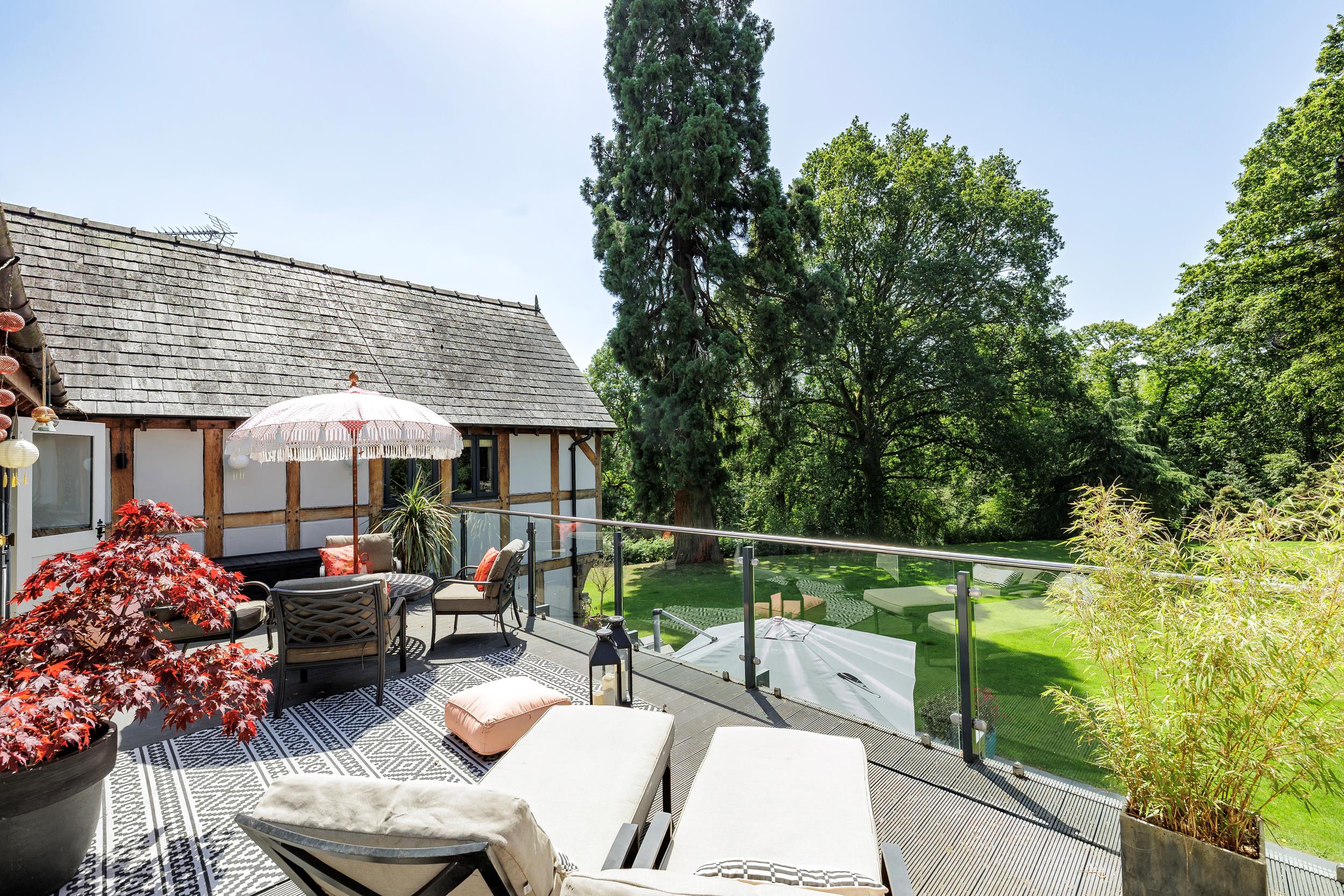 Ribwood, 3 Caynham Woods, Caynham, Ludlow, Shropshire SY8