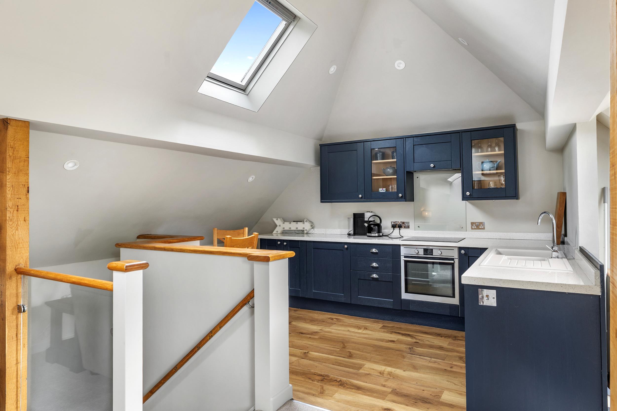 Ribwood, 3 Caynham Woods, Caynham, Ludlow, Shropshire SY8