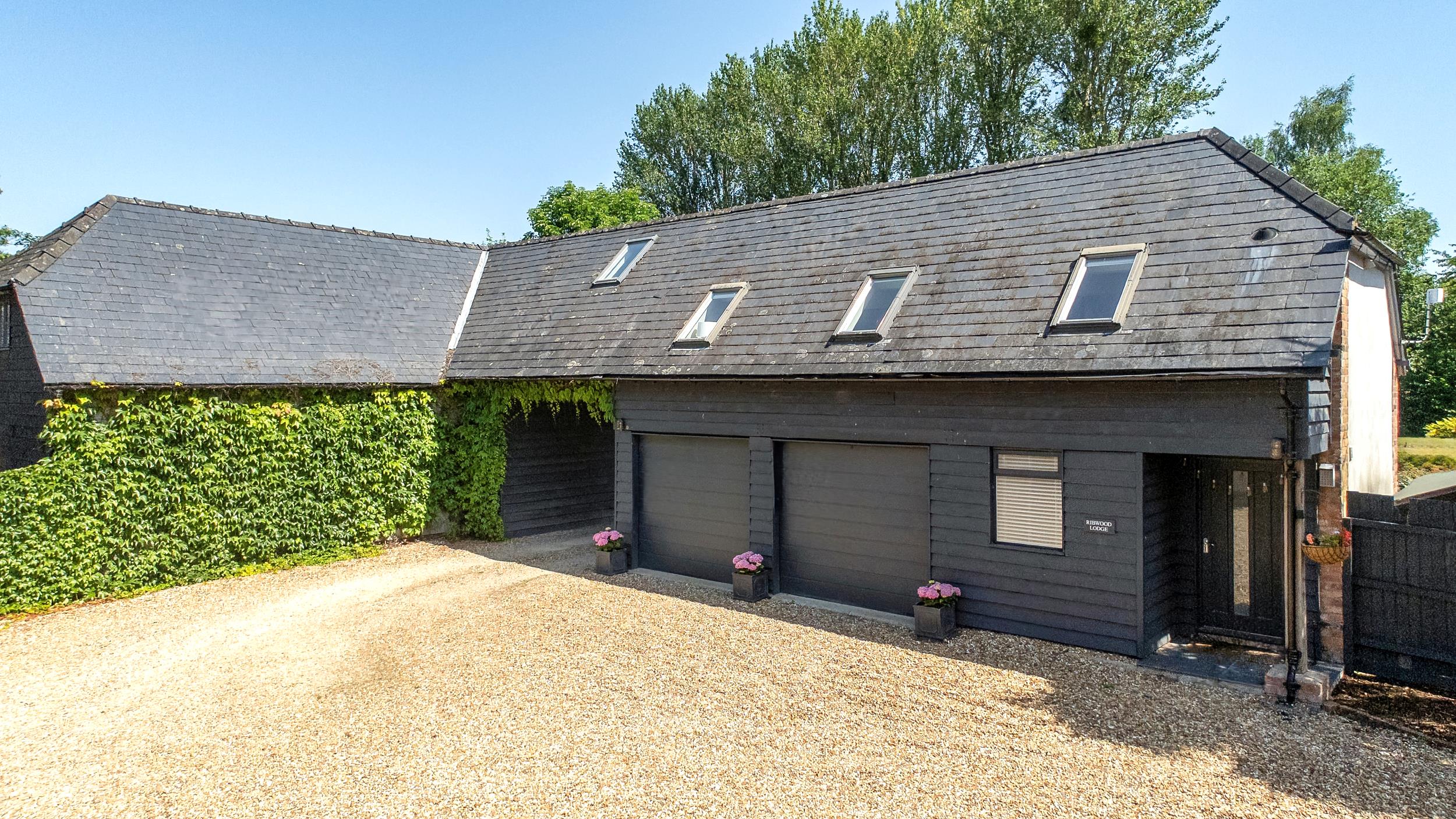 Ribwood, 3 Caynham Woods, Caynham, Ludlow, Shropshire SY8