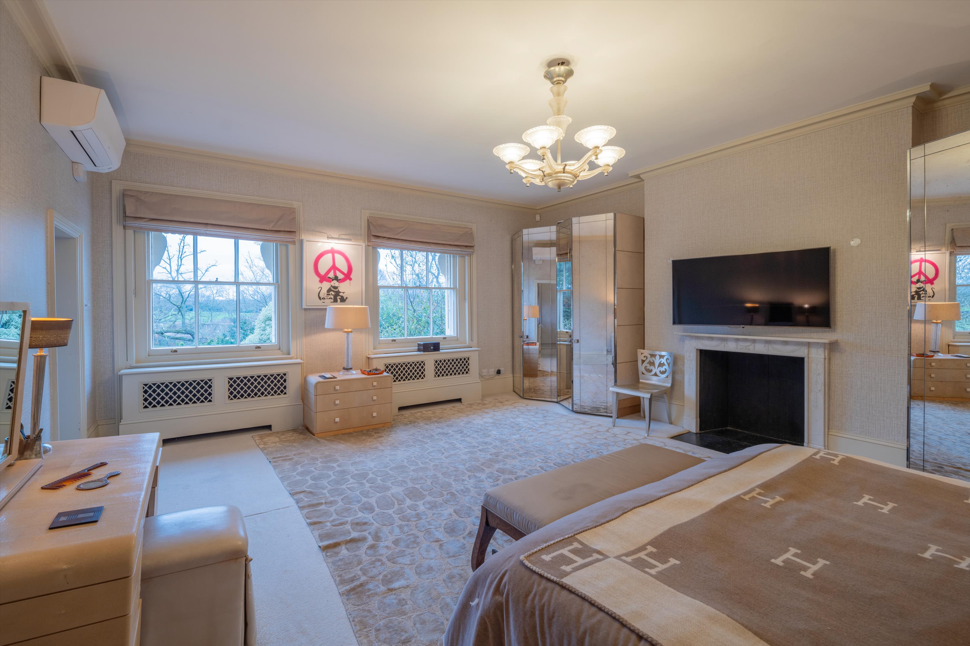 Regent's Park, NW1