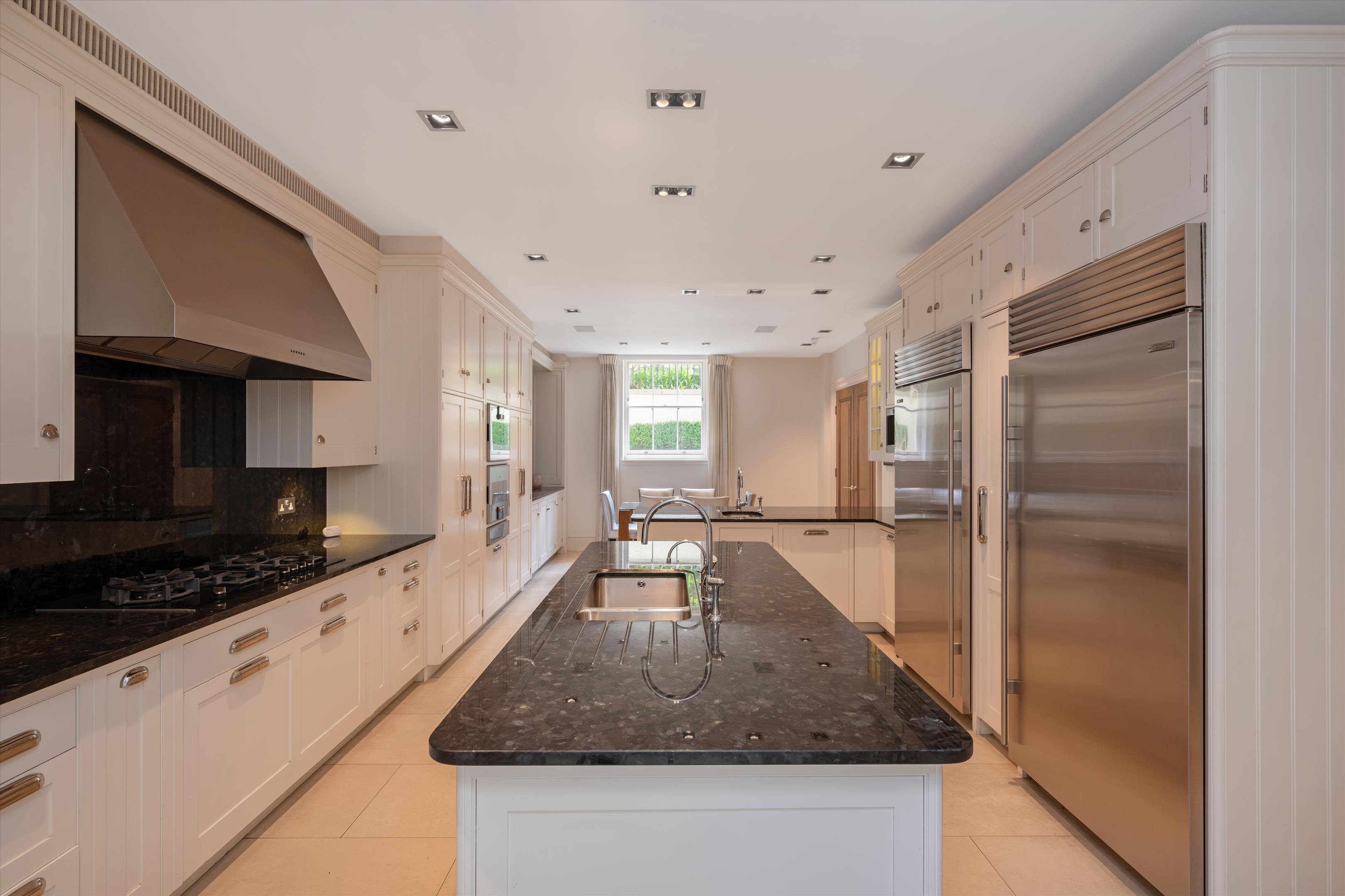 Cavendish Close, St Johns Wood, London, NW8