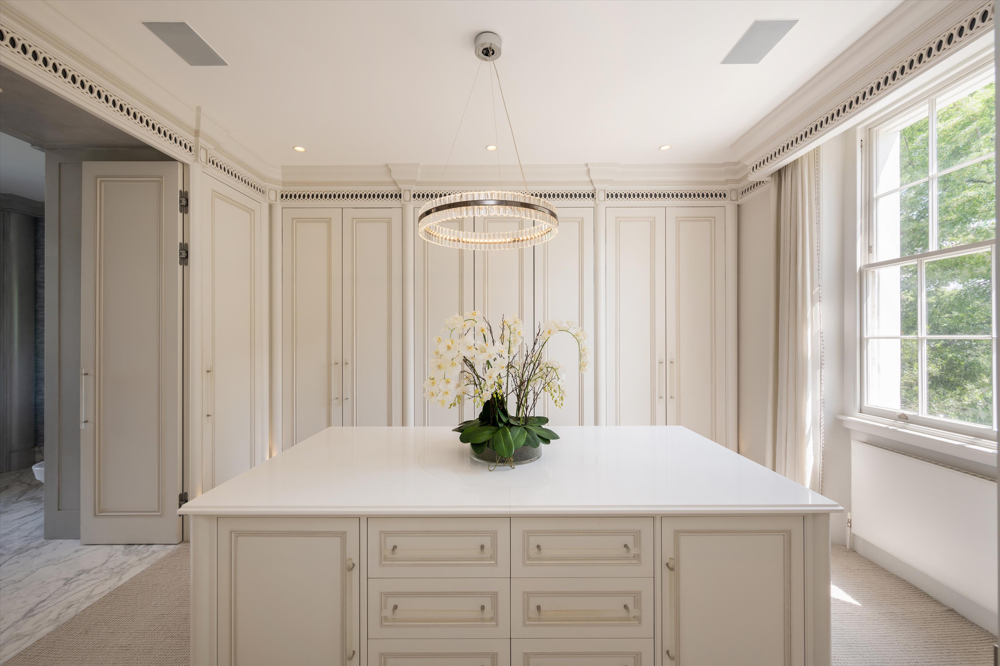 Cavendish Close, St Johns Wood, London, NW8