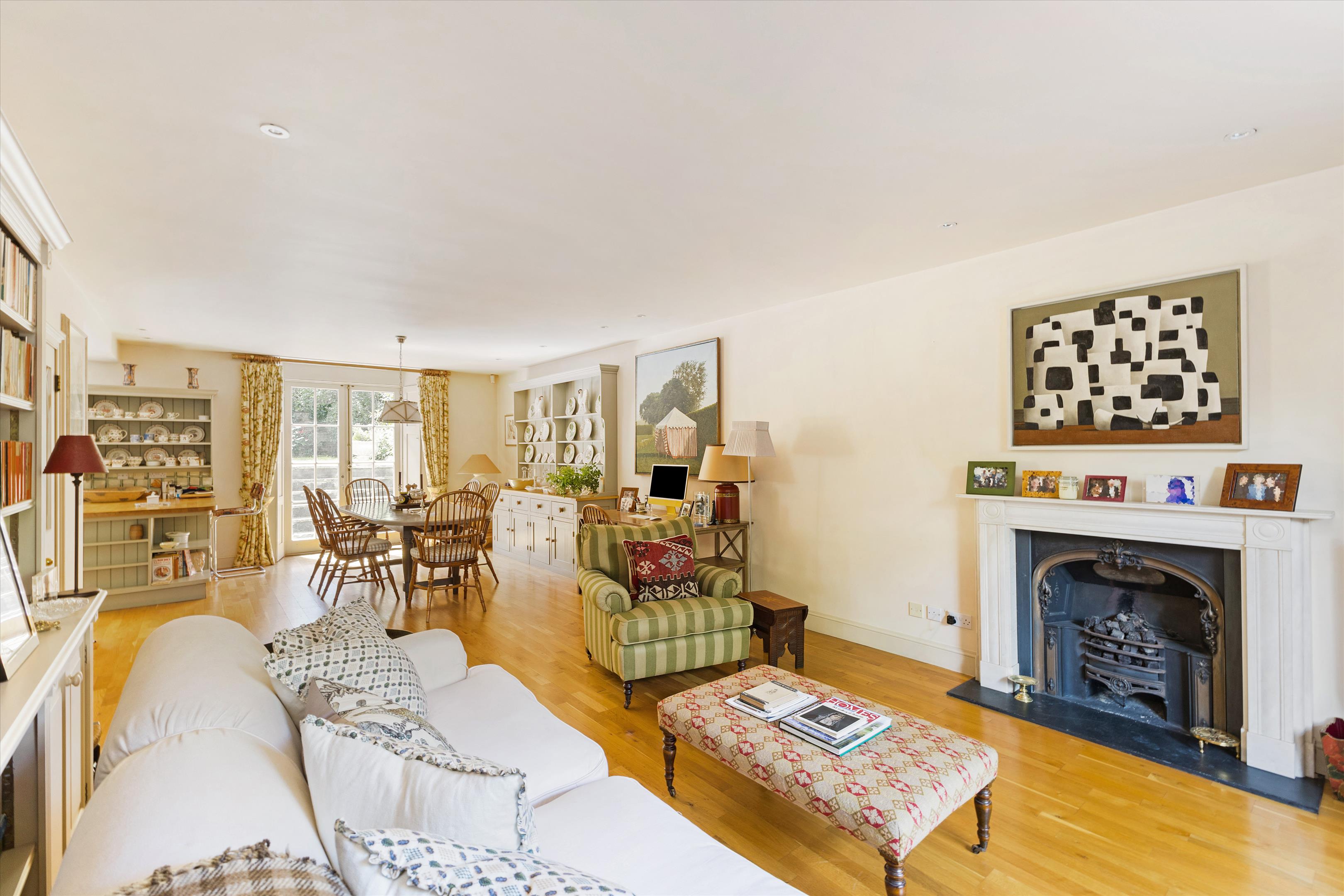 Clifton Hill, St John's Wood, London, NW8