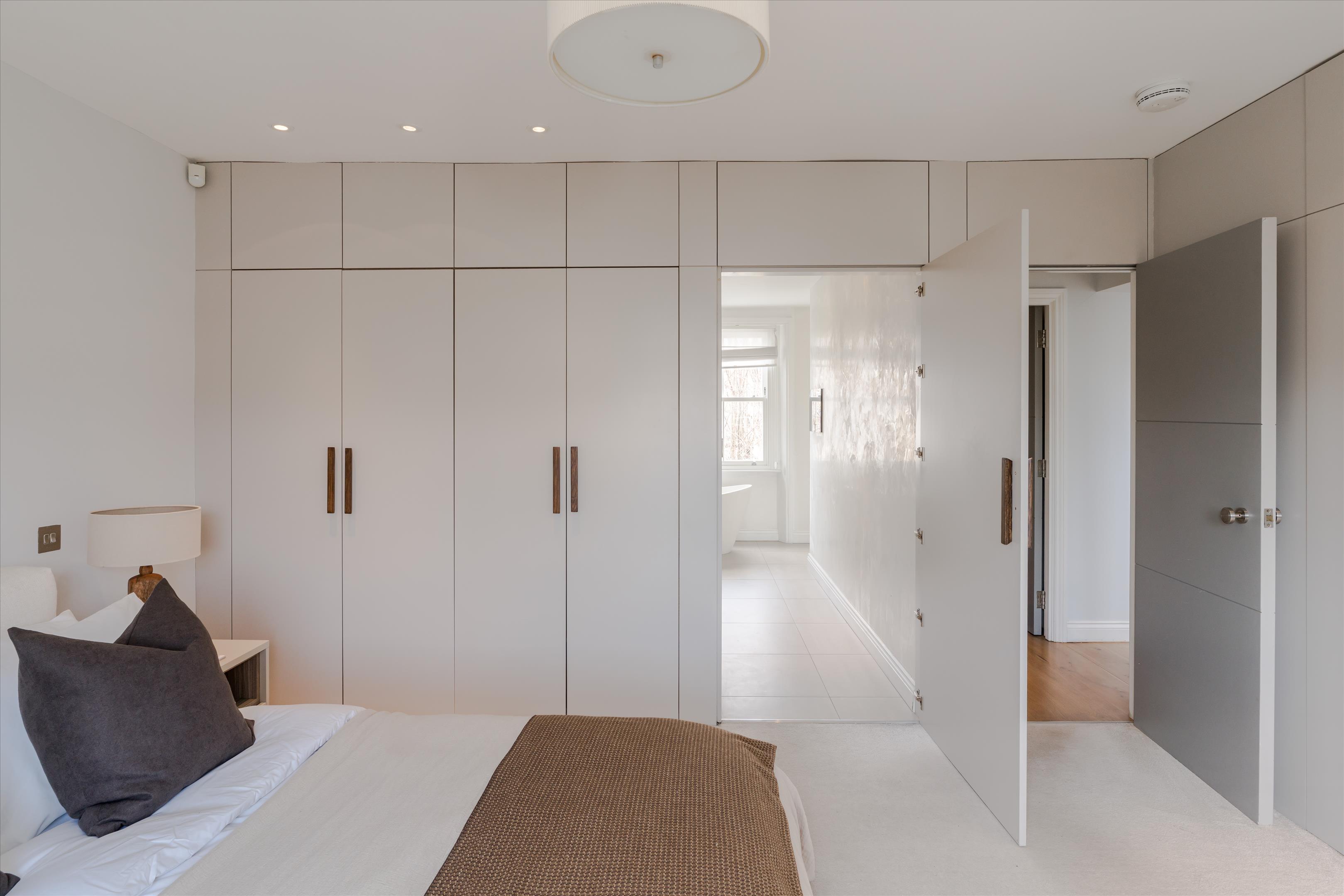 Carlton Hill, St John's Wood NW8