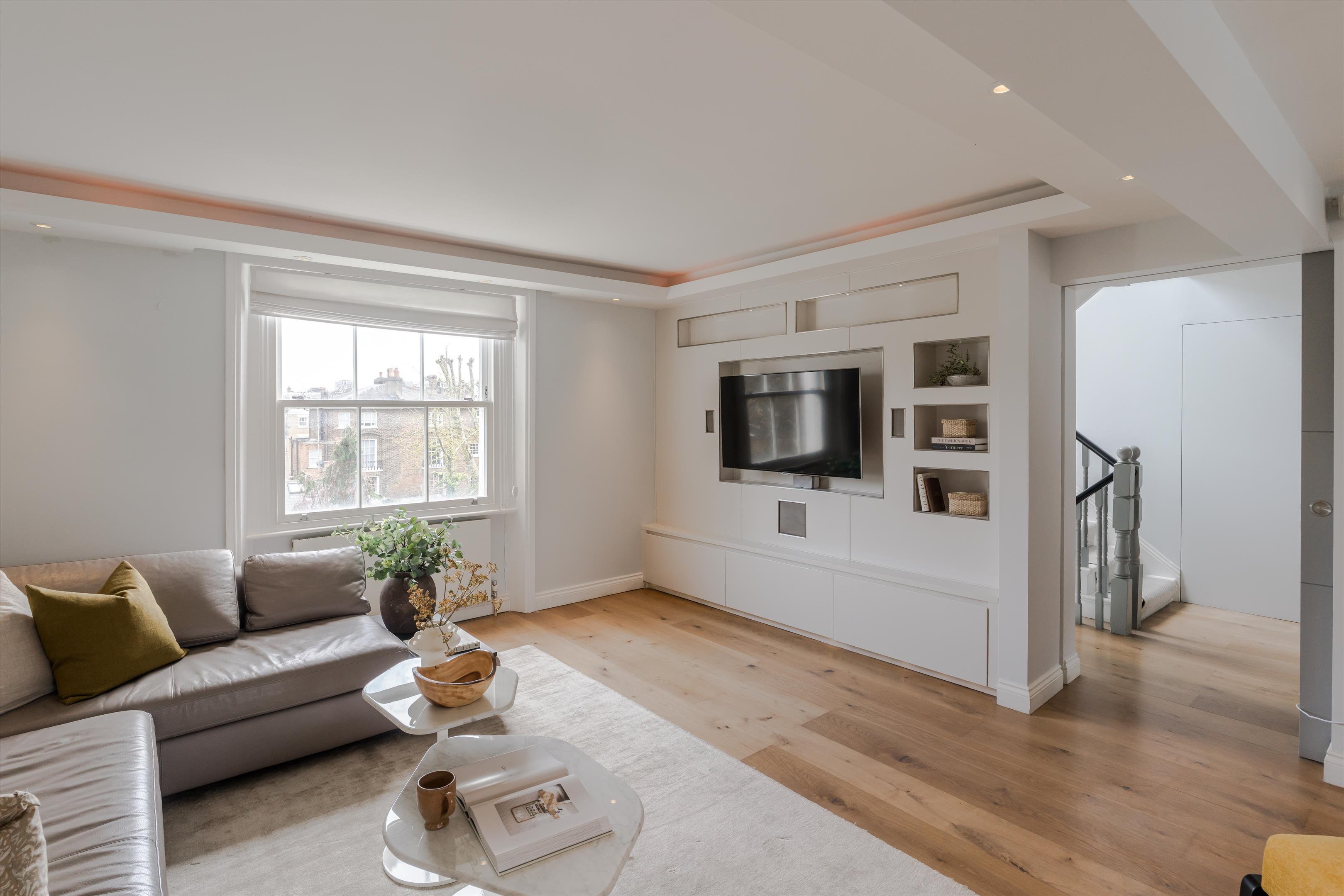 Carlton Hill, St John's Wood NW8