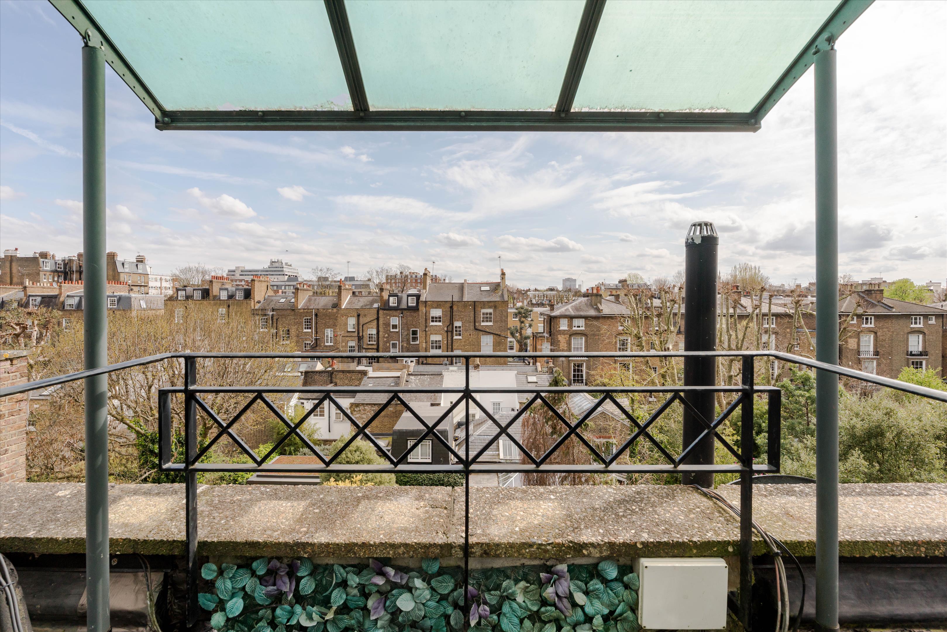 Carlton Hill, St John's Wood NW8