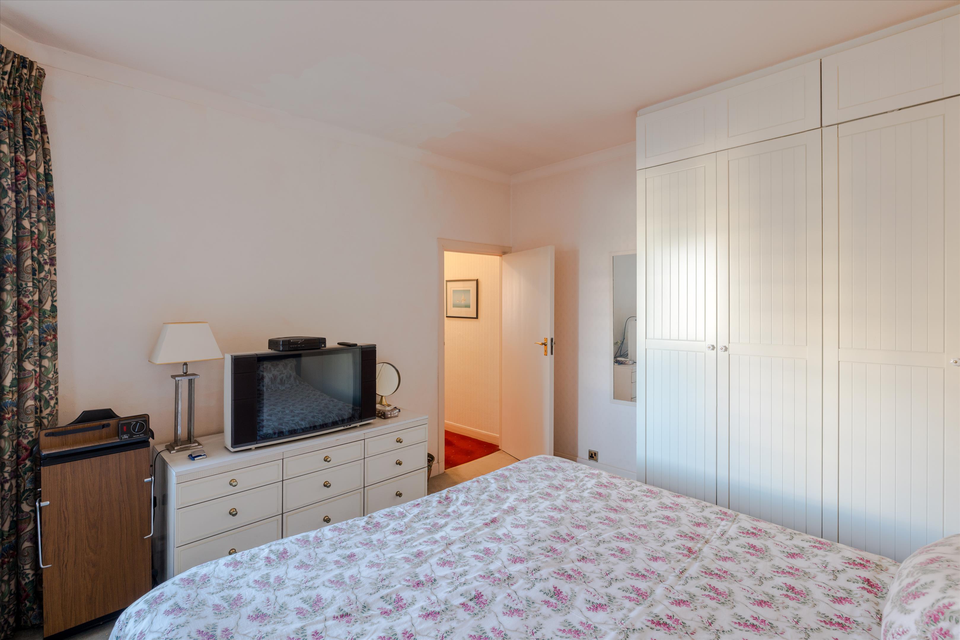 Stockleigh Hall, Prince Albert Road, St John's Wood NW8