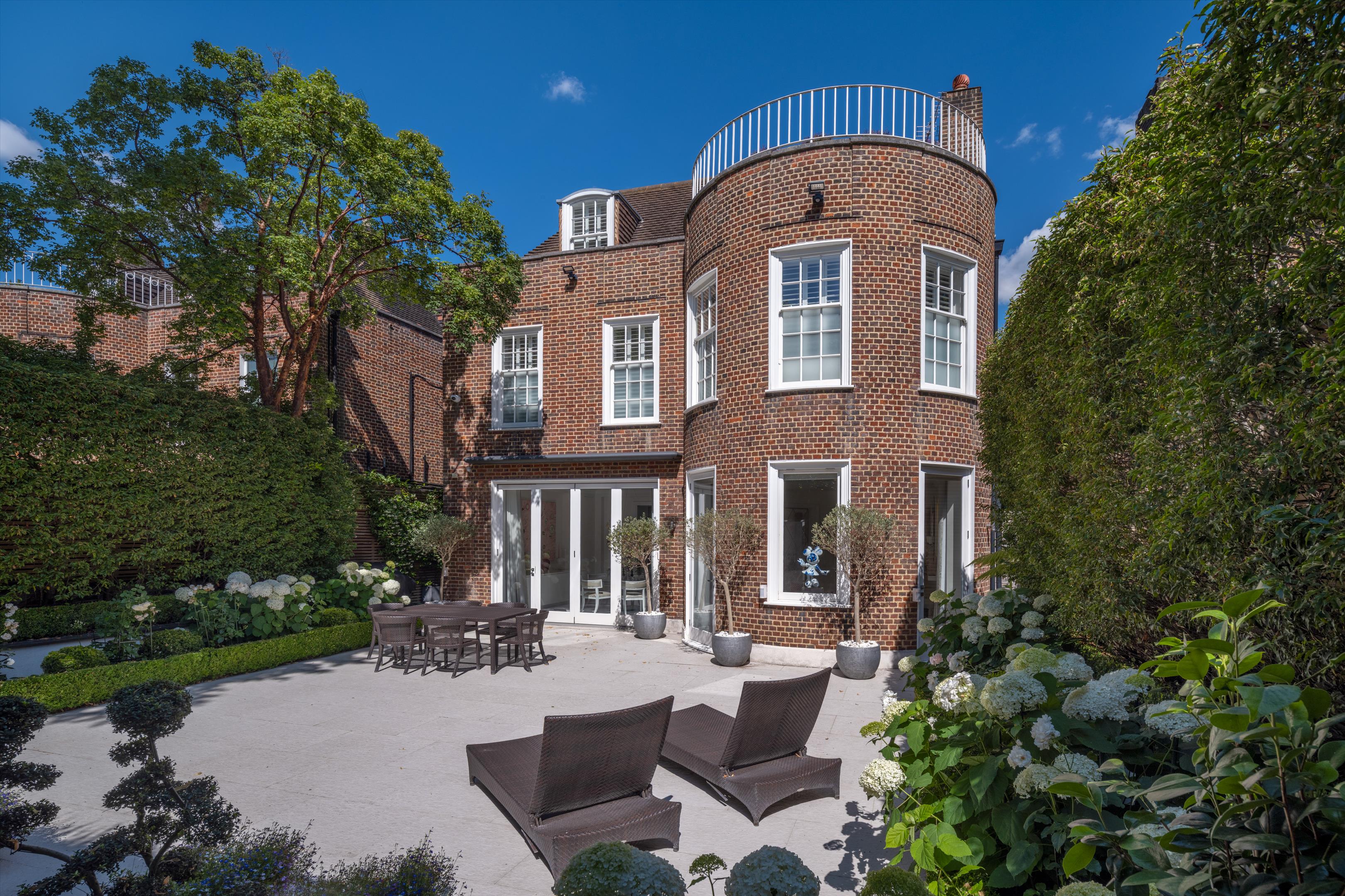 Clifton Hill, London, NW8
