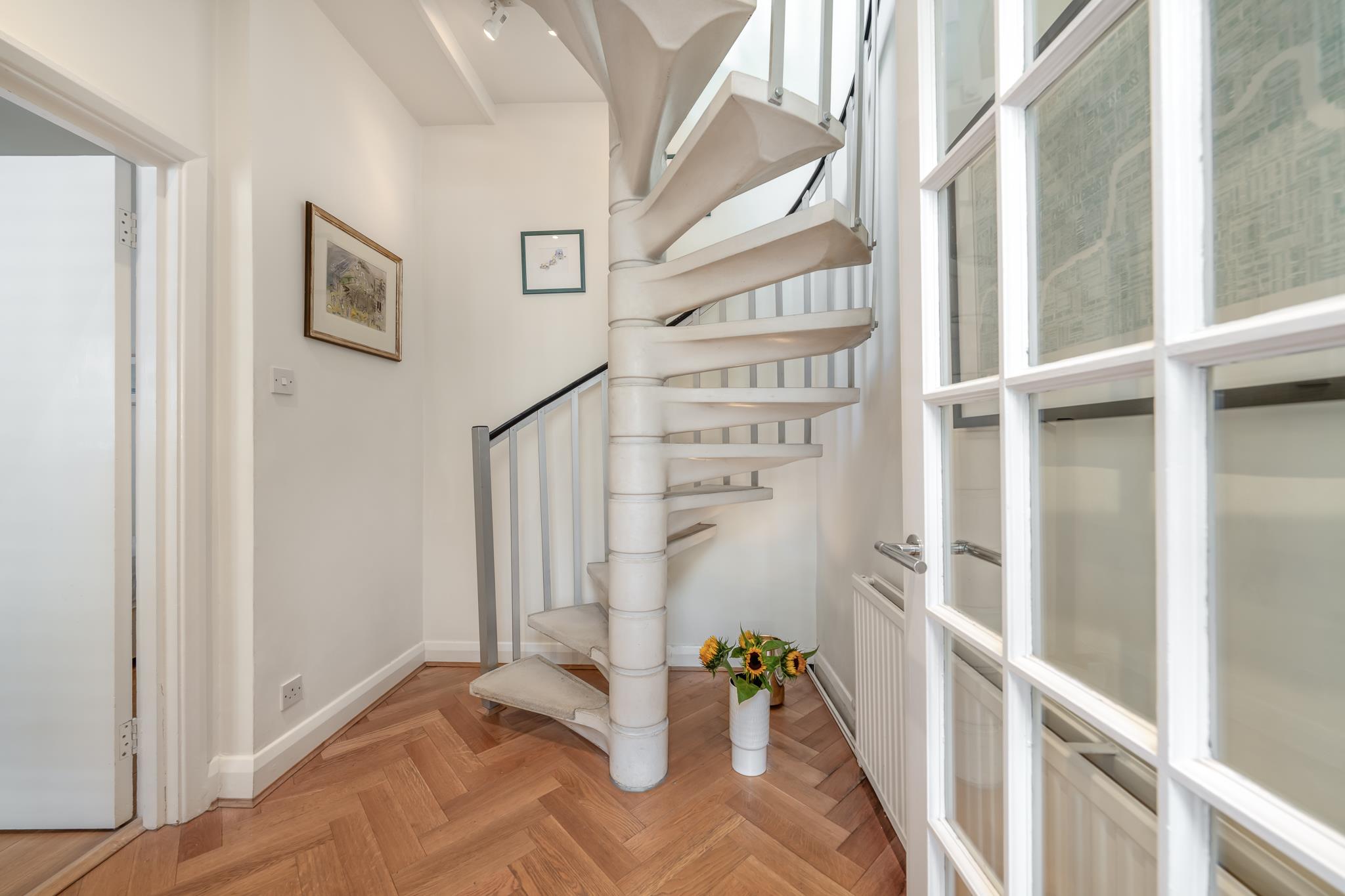 Clifton Hill, St John's Wood NW8
