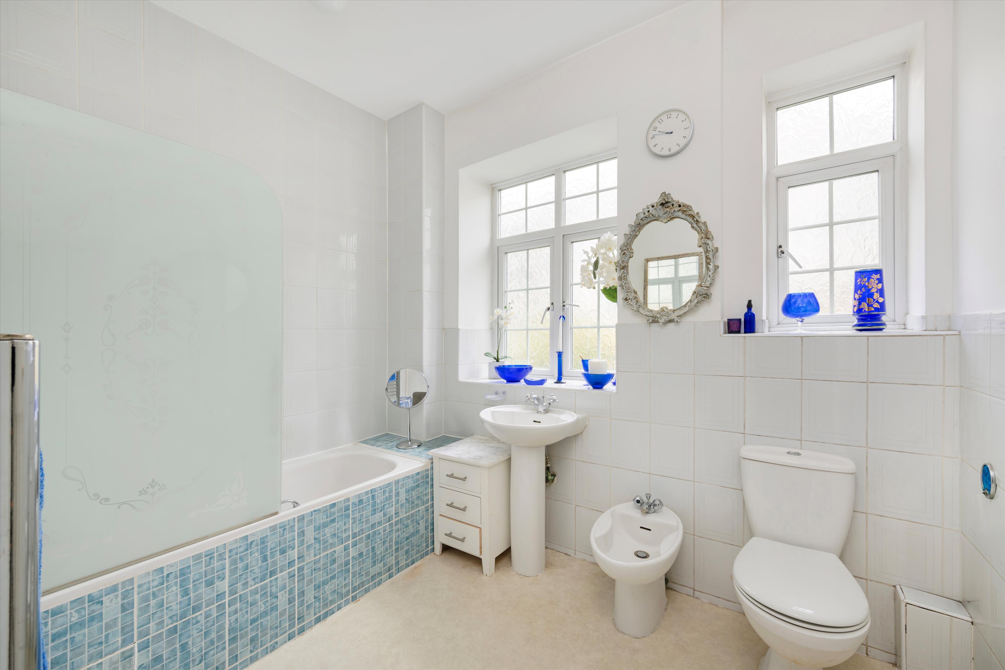 Clifton Court, Northwick Terrace, St John's Wood NW8