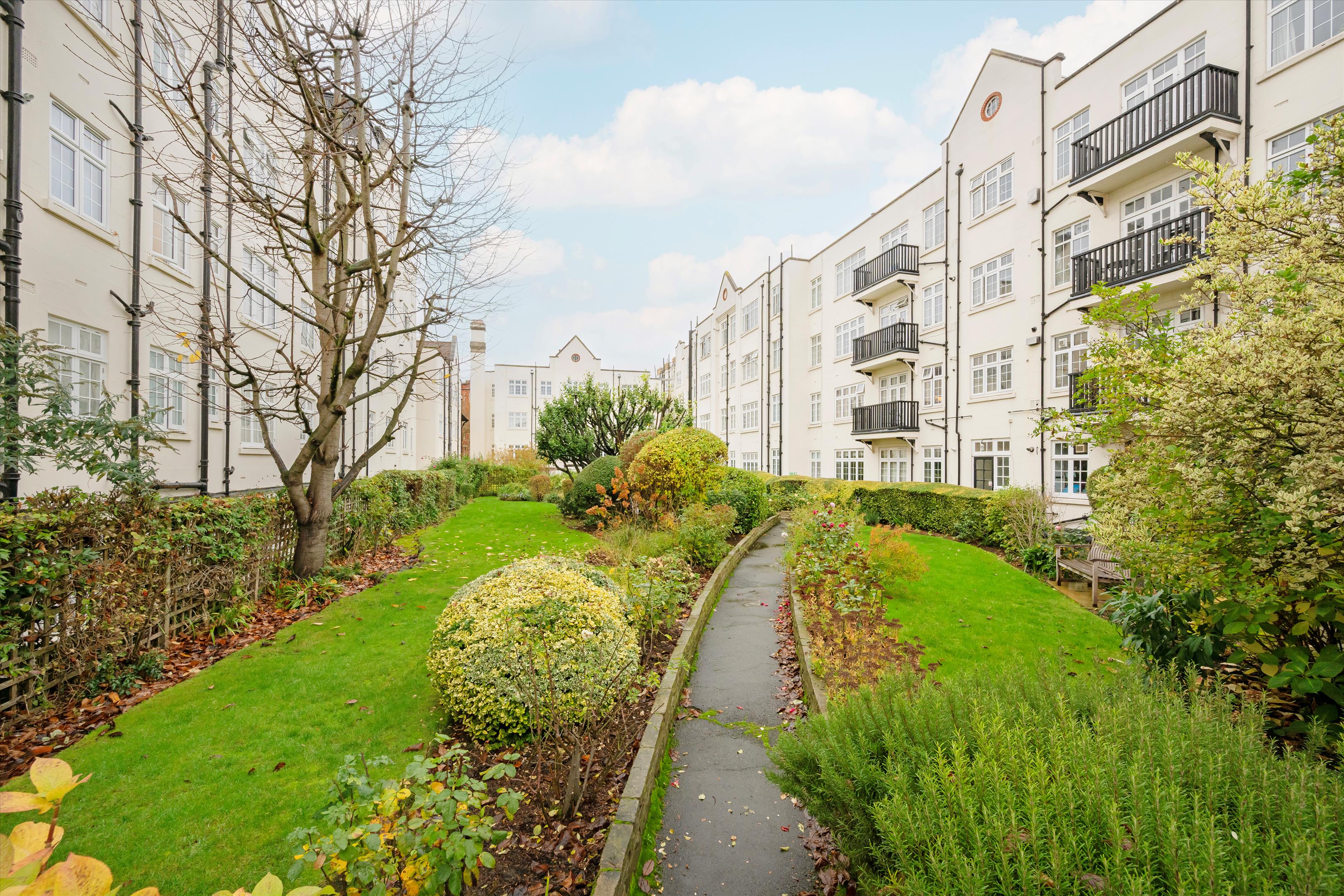 Clifton Court, Northwick Terrace, St John's Wood NW8