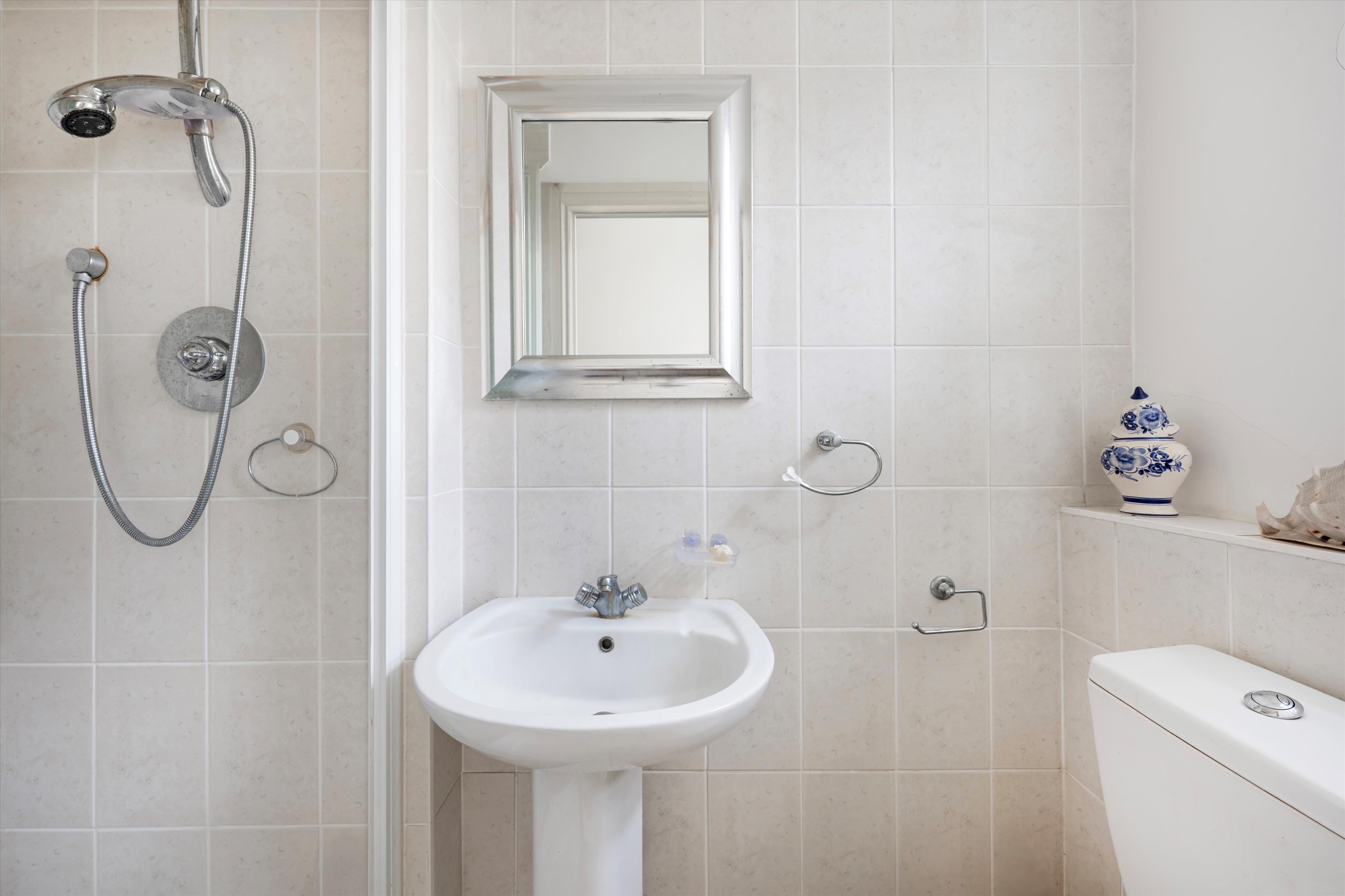 Clifton Court, Northwick Terrace, St John's Wood NW8