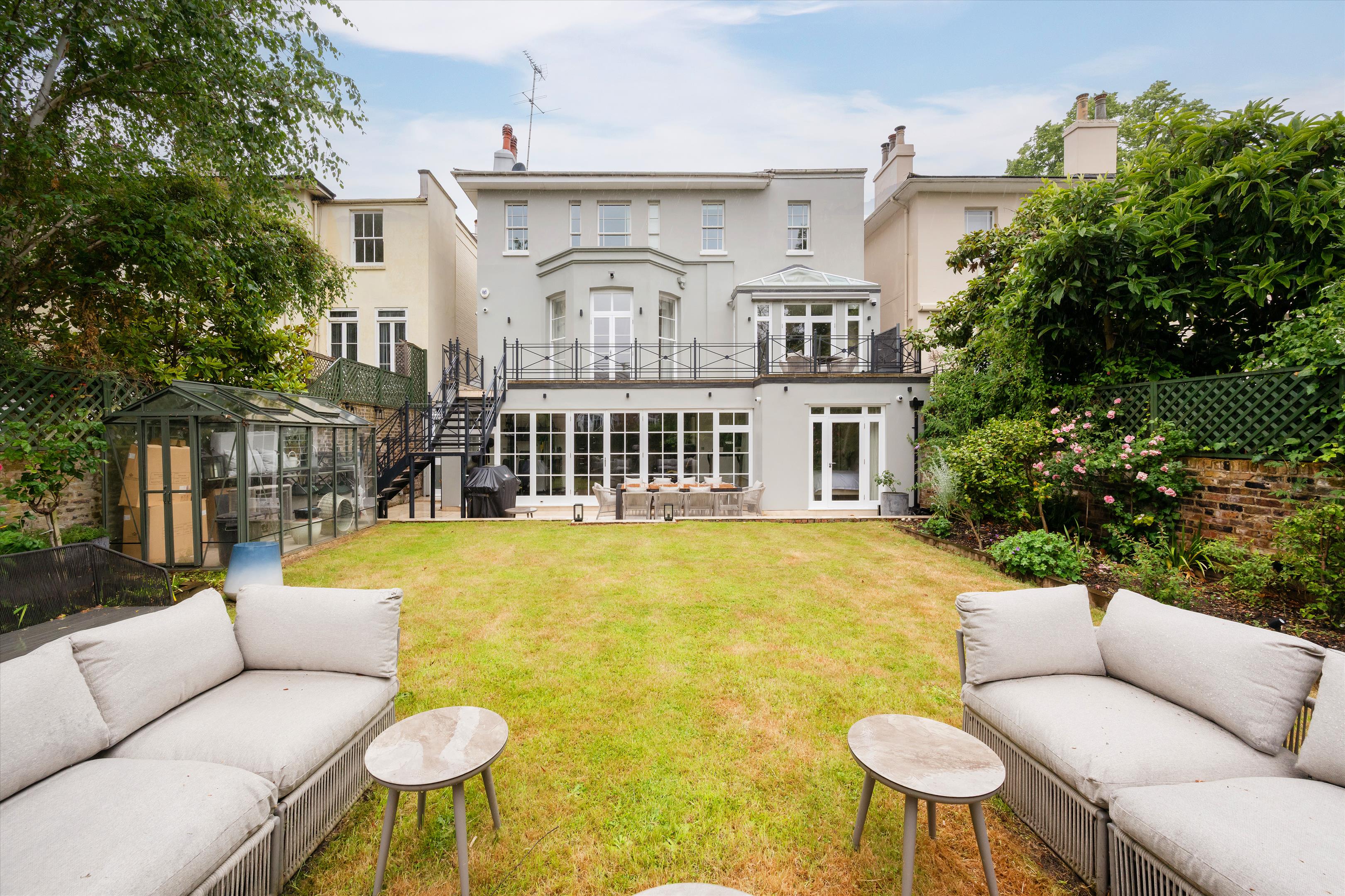 Acacia Road, St Johns Wood, London NW8