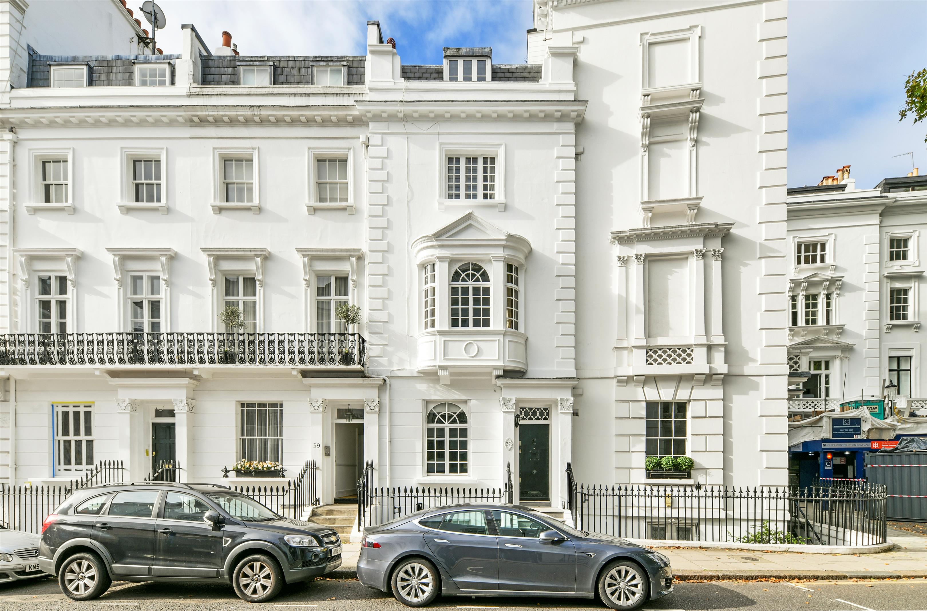 Ovington Square, Knightsbridge, London, SW3