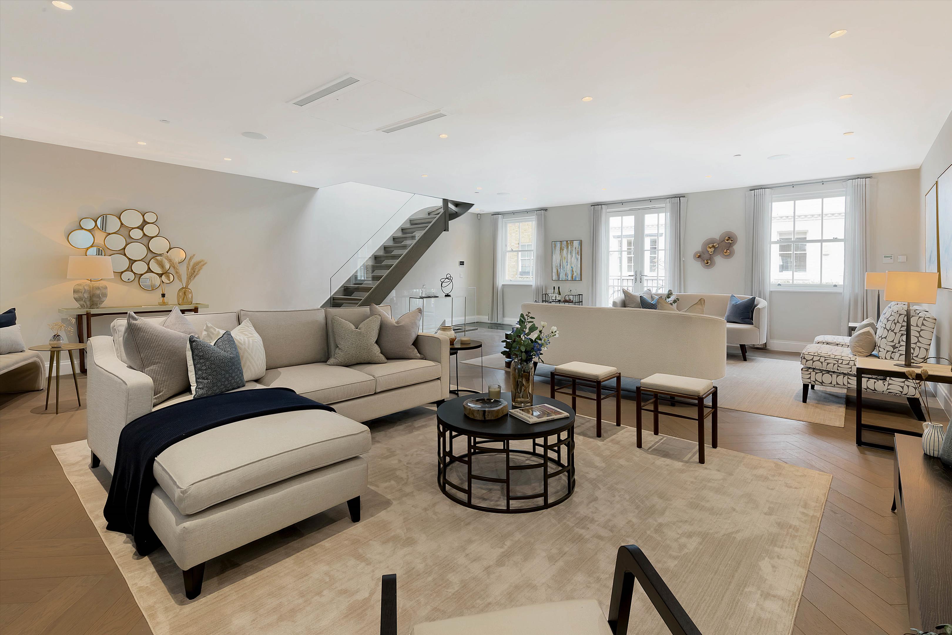Clabon Mews, Knightsbridge, London, SW1X