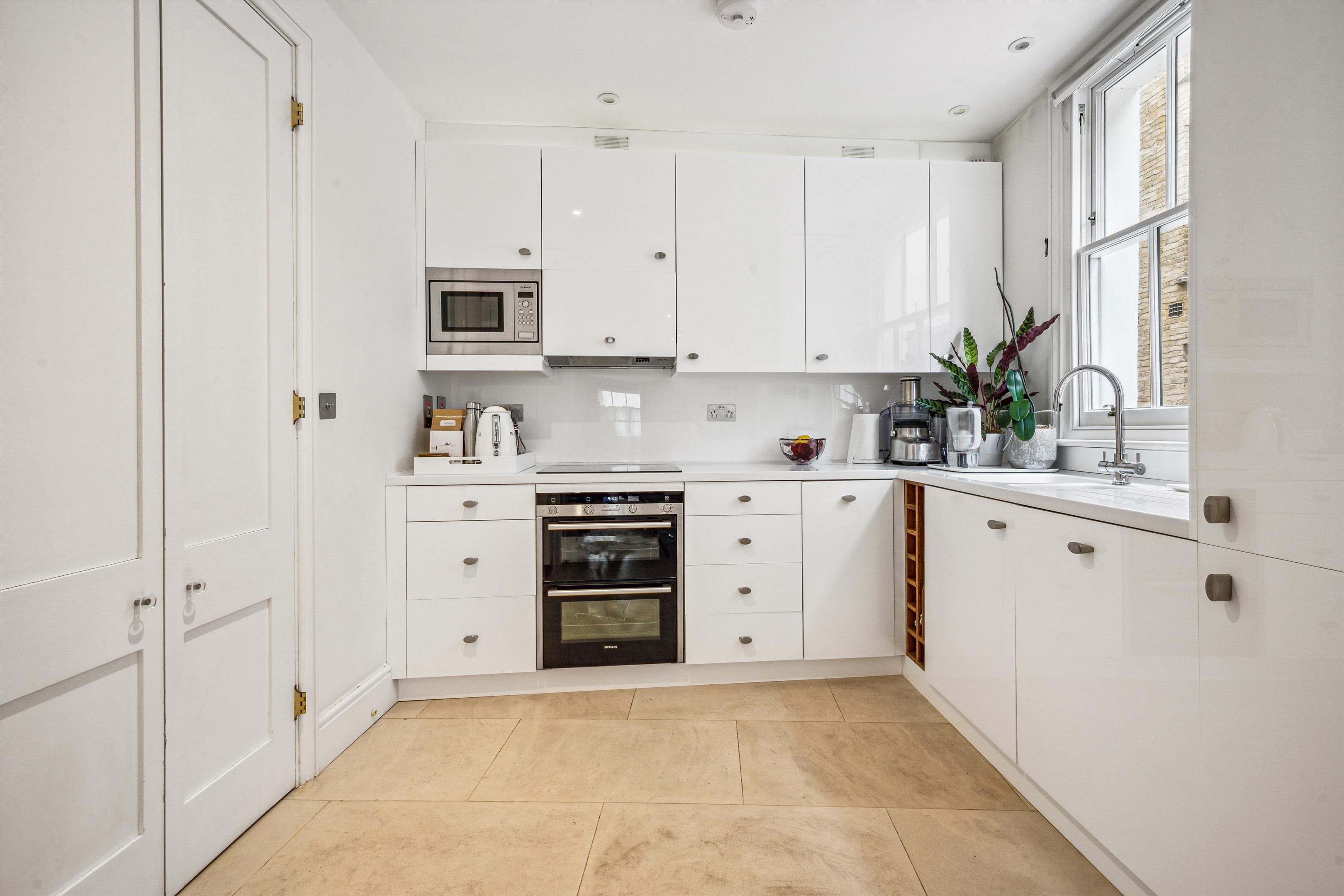 Montpelier Mews, London SW7